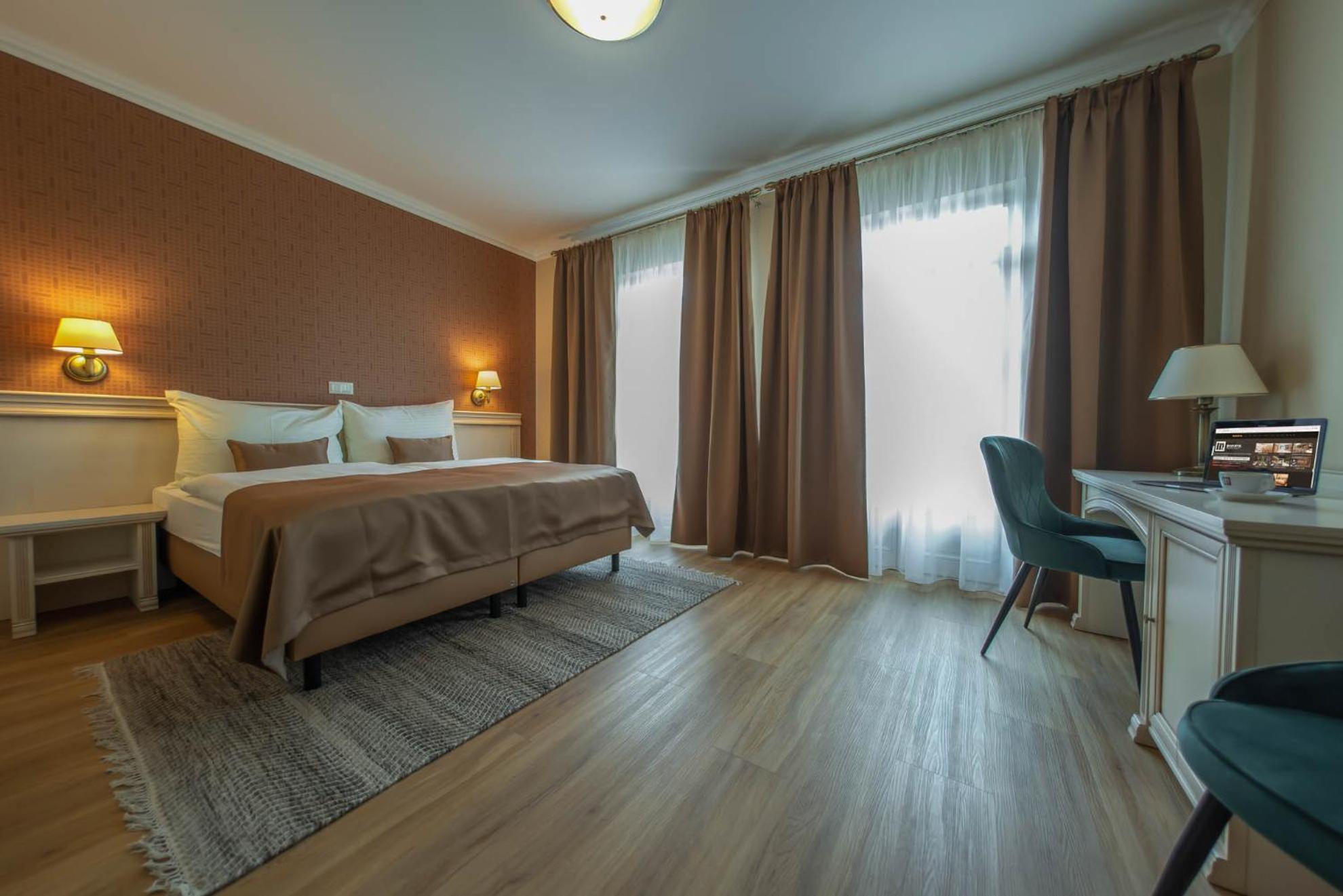 Double Room with Balcony photo 3
