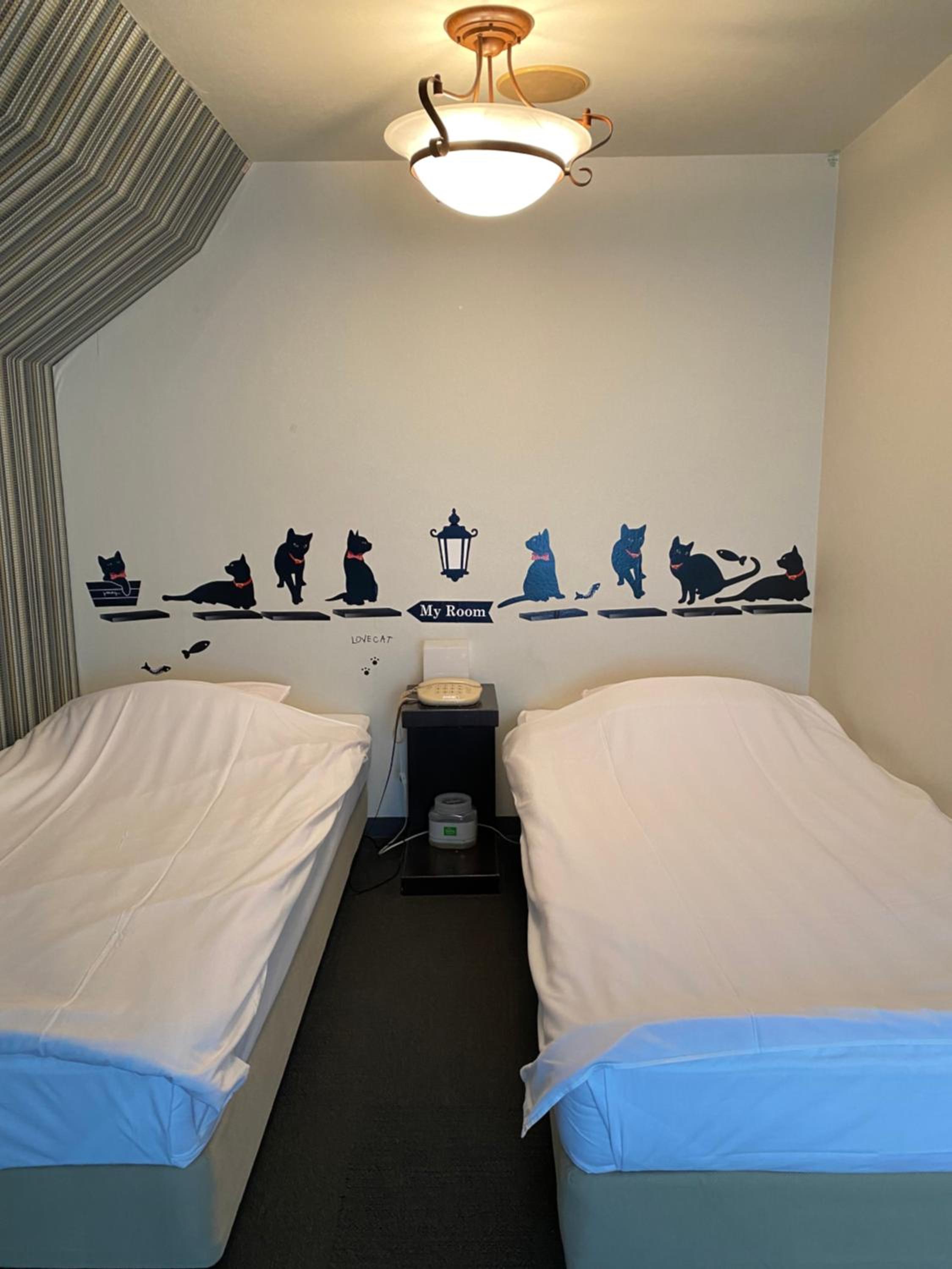 Standard Twin Room - Non-Smoking photo 1
