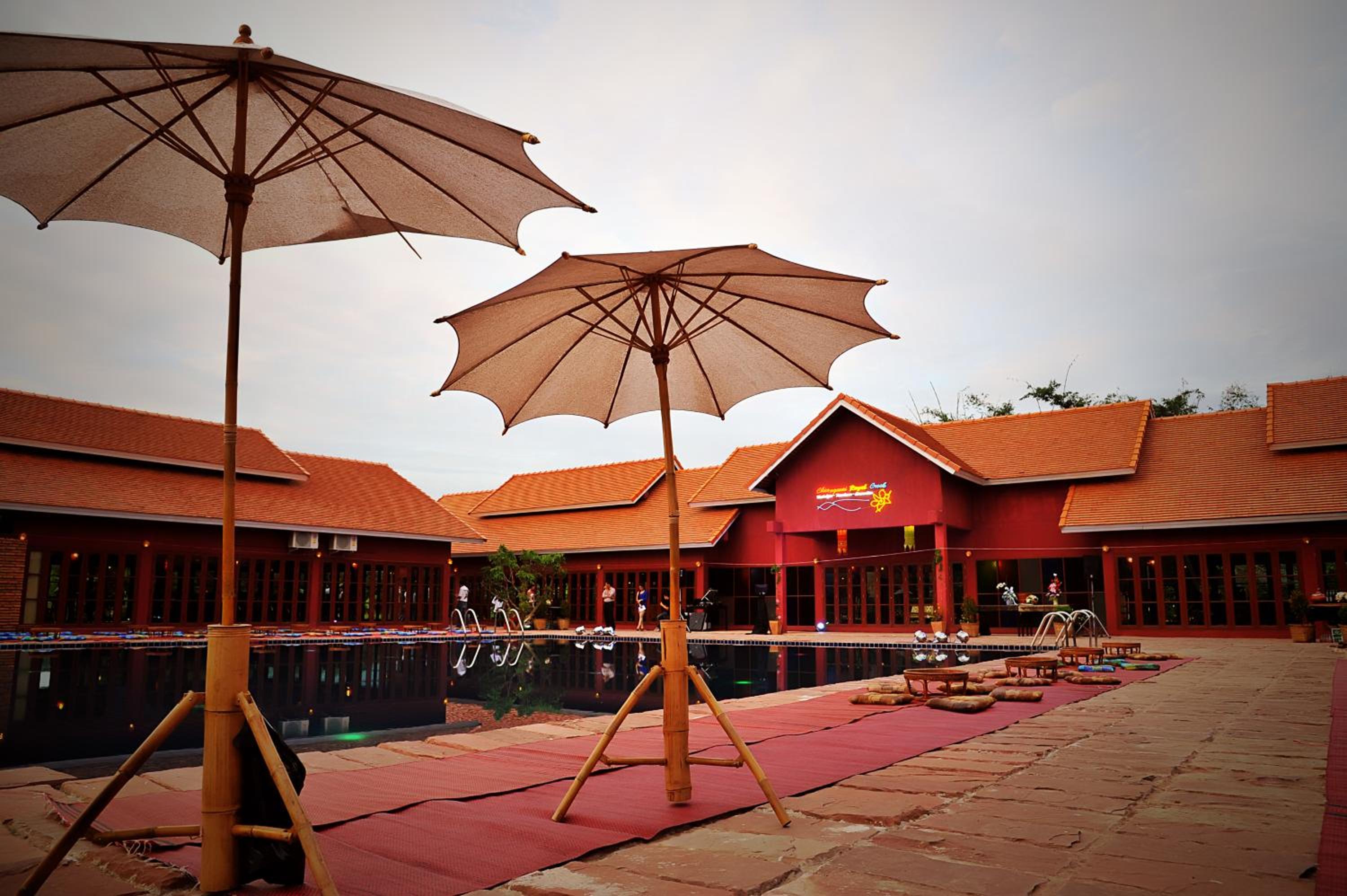 Villa - Photo 3