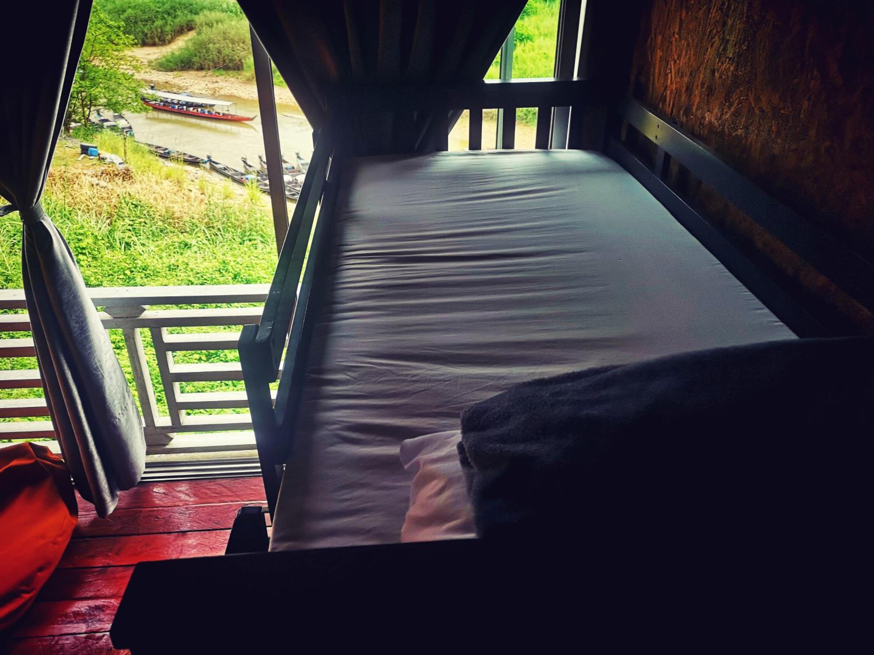 Bed in 4-Bed Mixed Dormitory Room photo 2