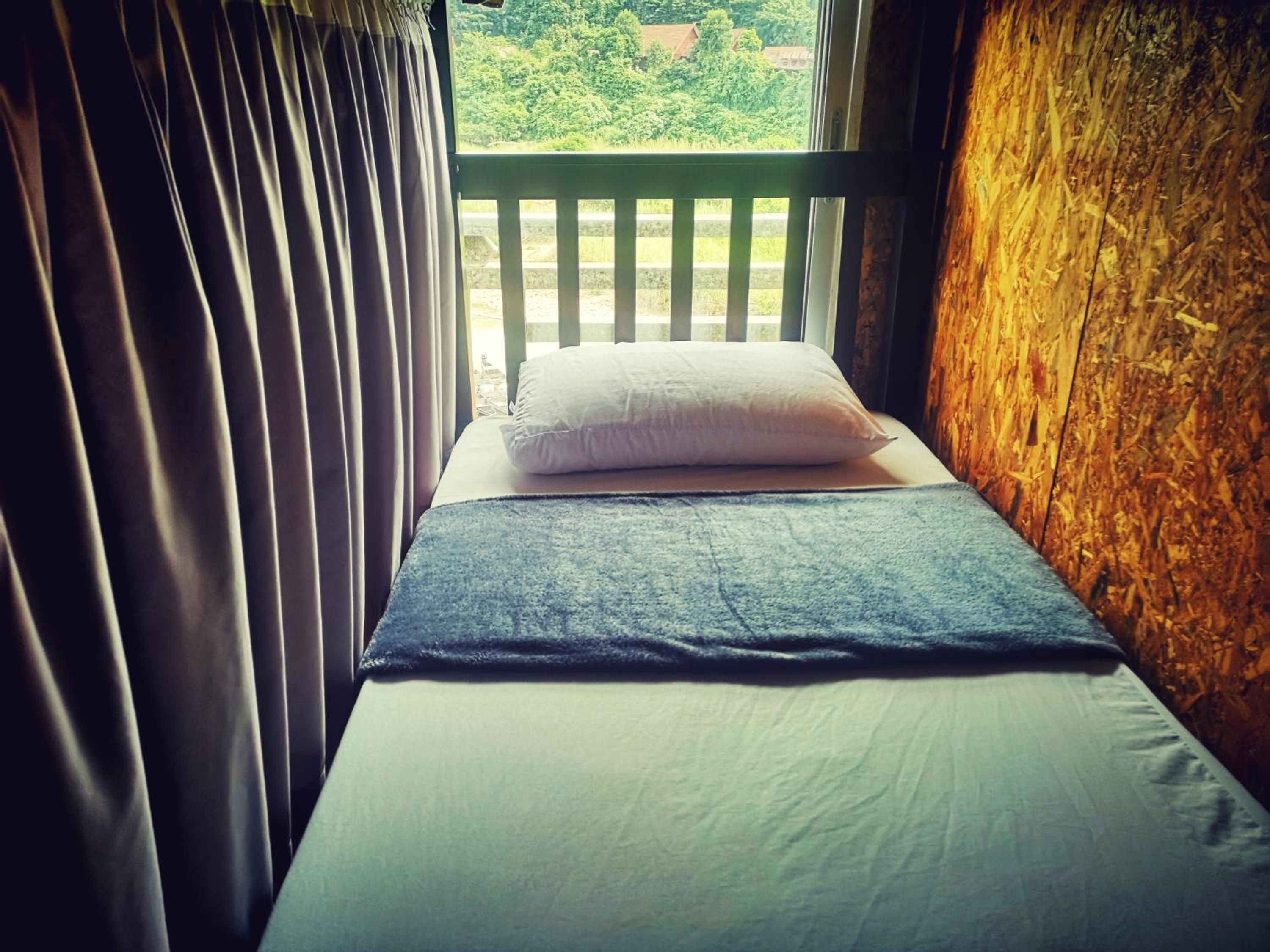 Bed in 4-Bed Mixed Dormitory Room photo 3
