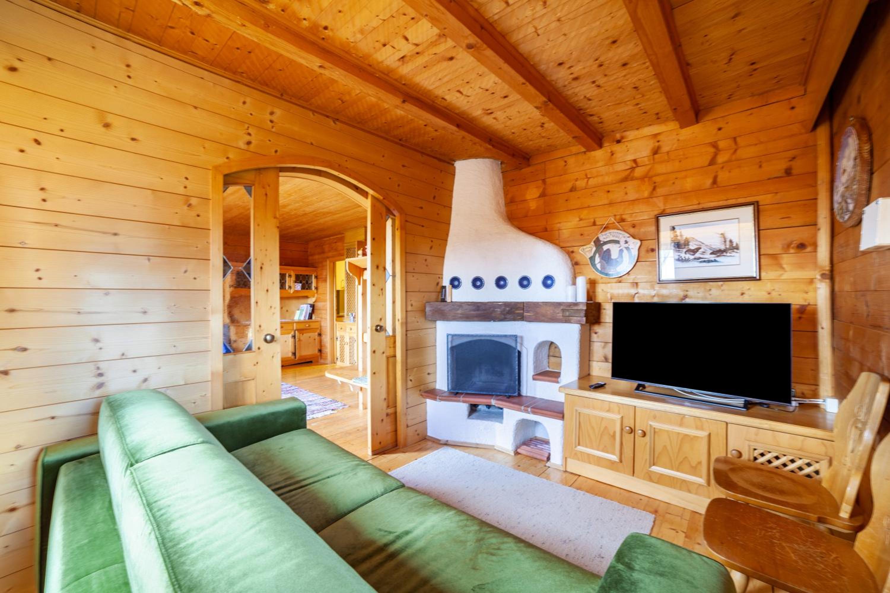 Three-Bedroom House photo 2