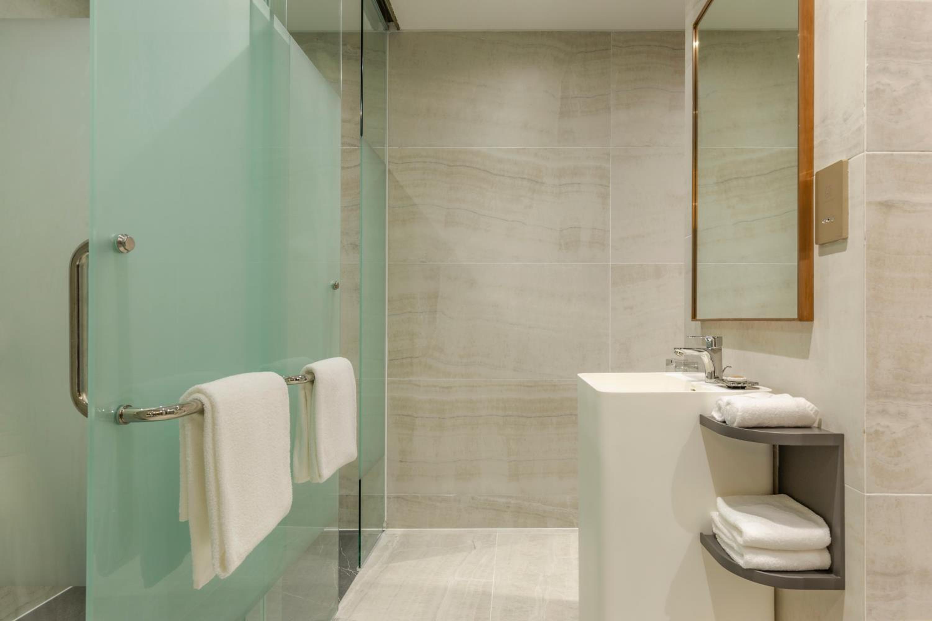 Penthouse Apartment - Photo 8