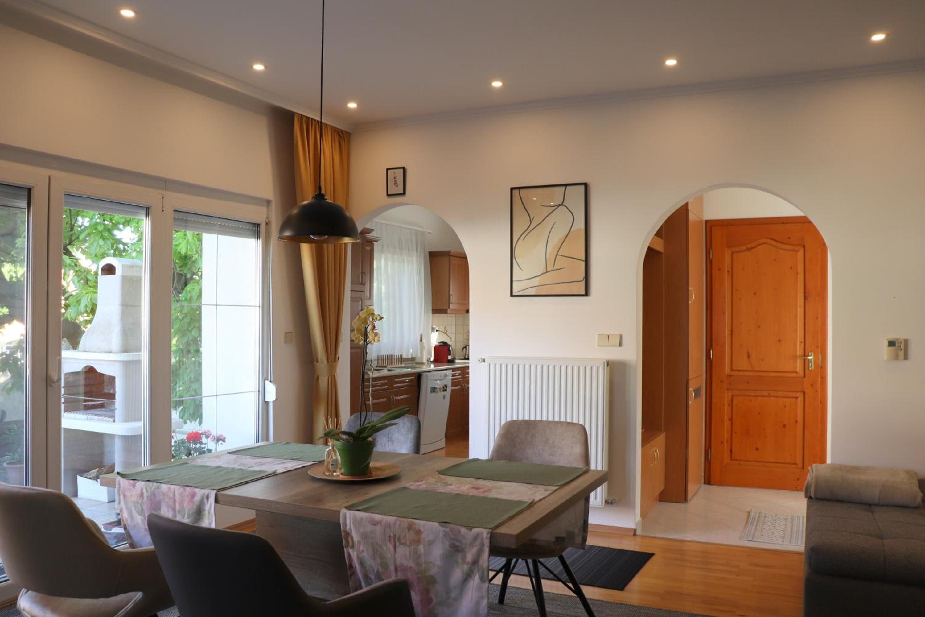 Two-Bedroom House photo 2