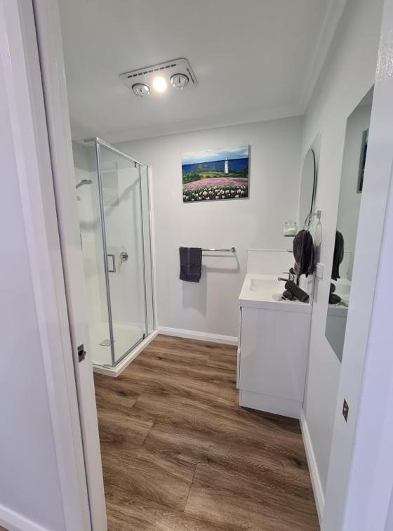 One-Bedroom Apartment - Photo 12
