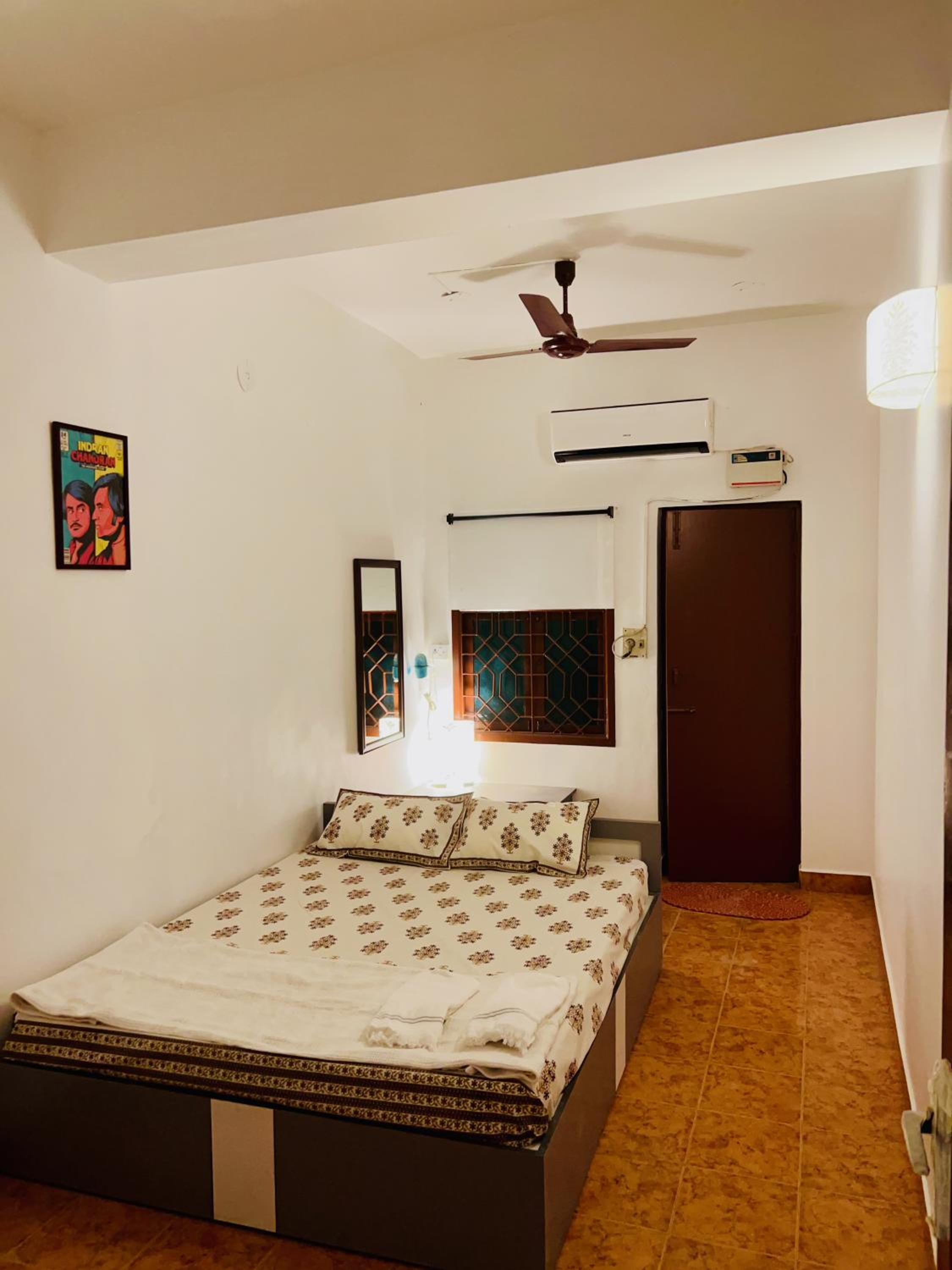 Double Room - Photo 9