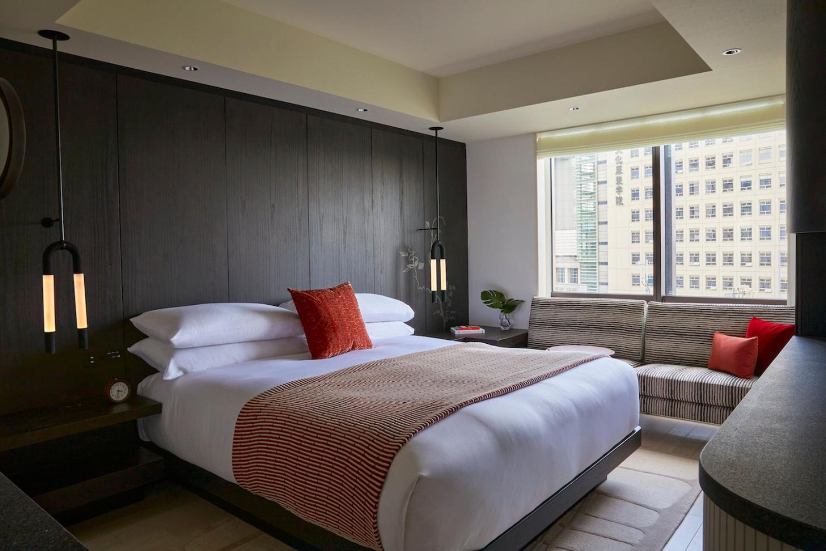 Essential Room - Photo 10