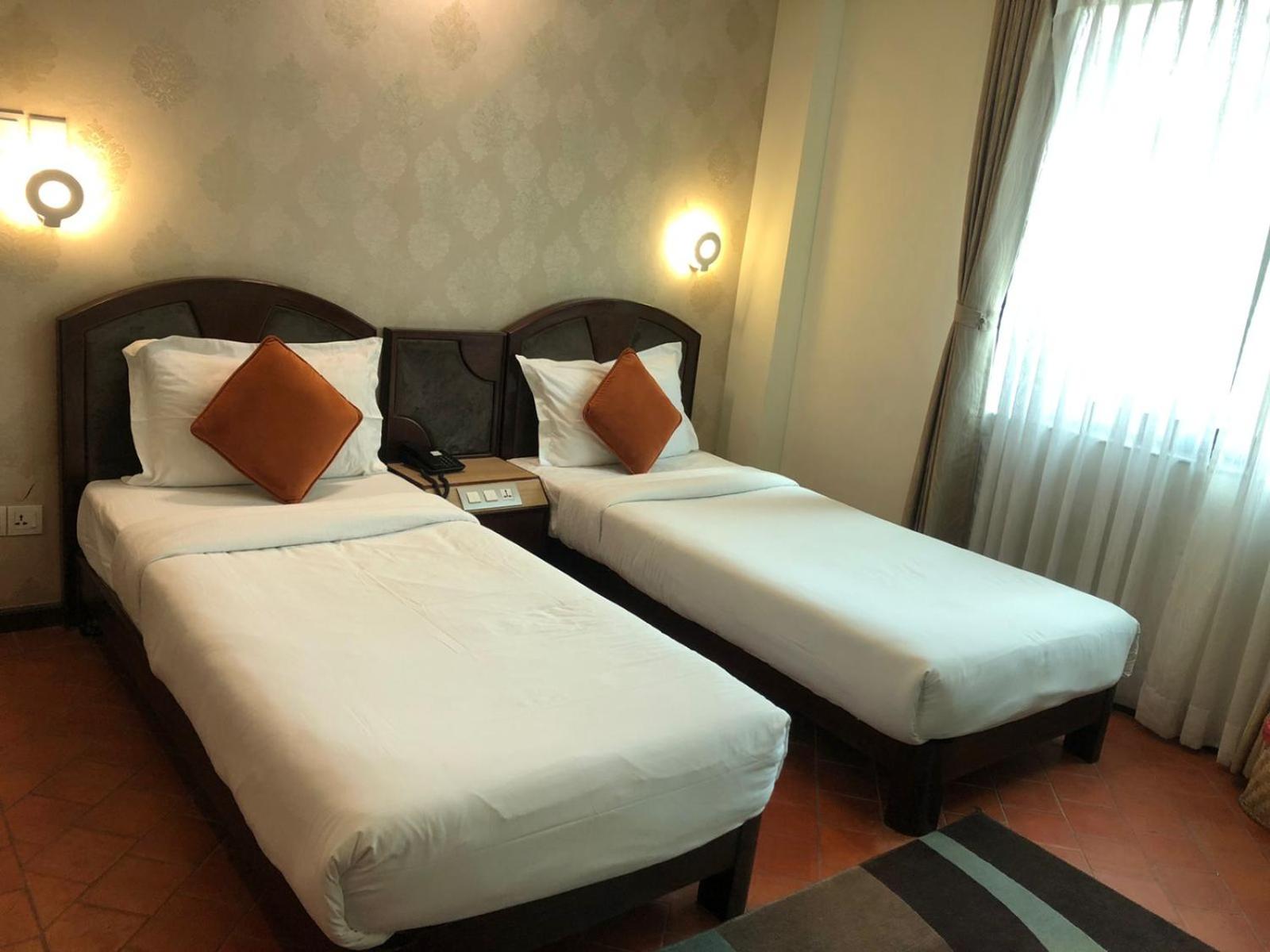 Deluxe Double or Twin Room photo 3
