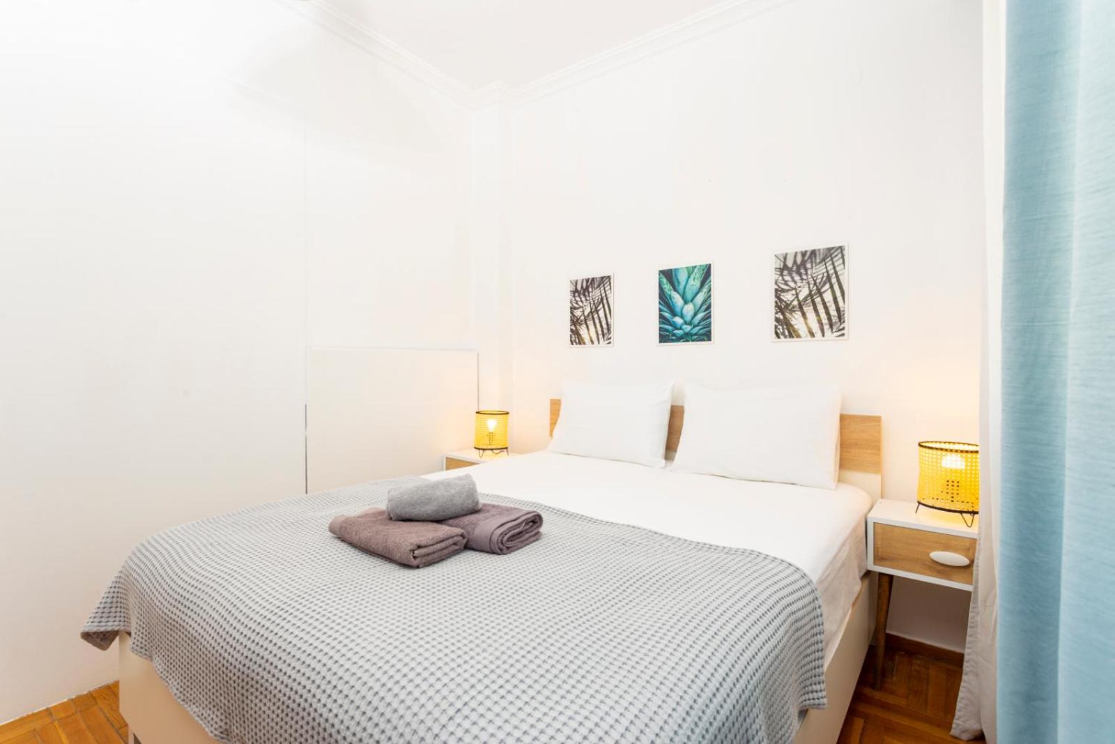 Three-Bedroom Apartment - Photo 11