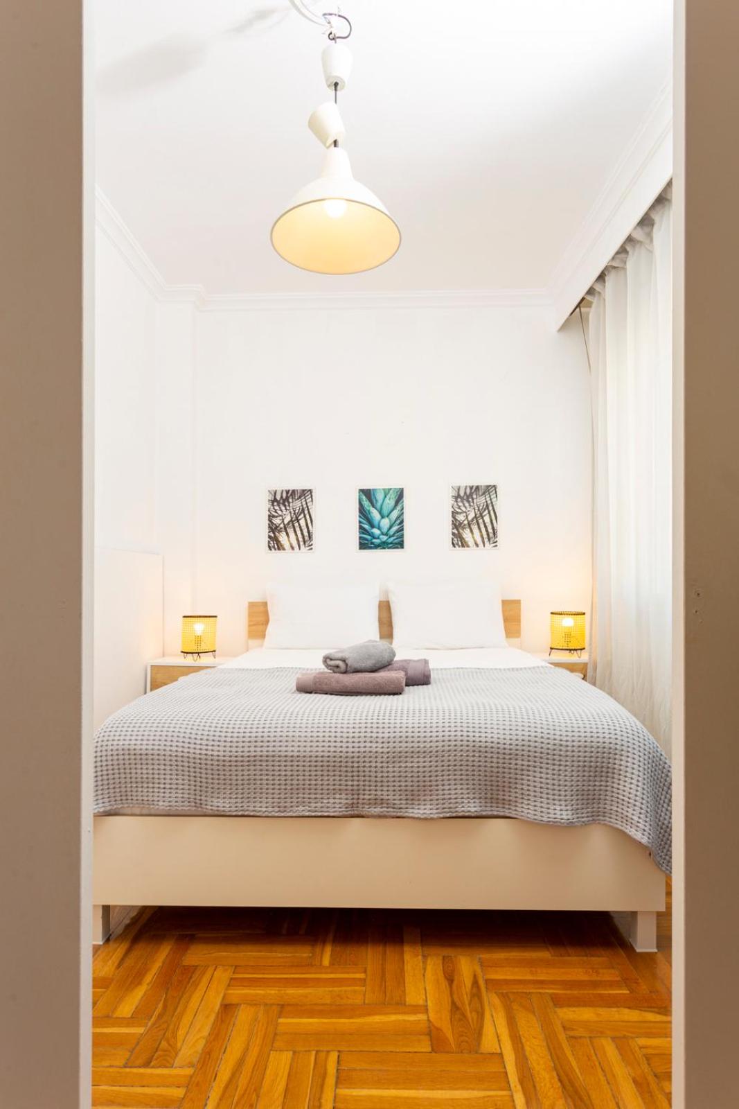 Three-Bedroom Apartment - Photo 21