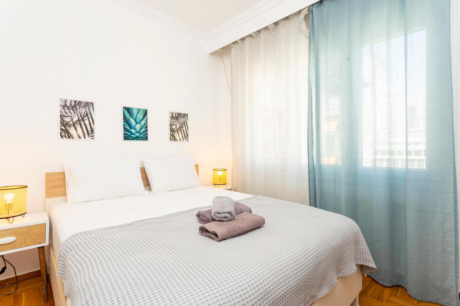 Three-Bedroom Apartment - Photo 22