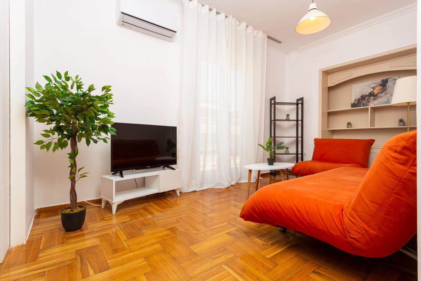 Three-Bedroom Apartment - Photo 25