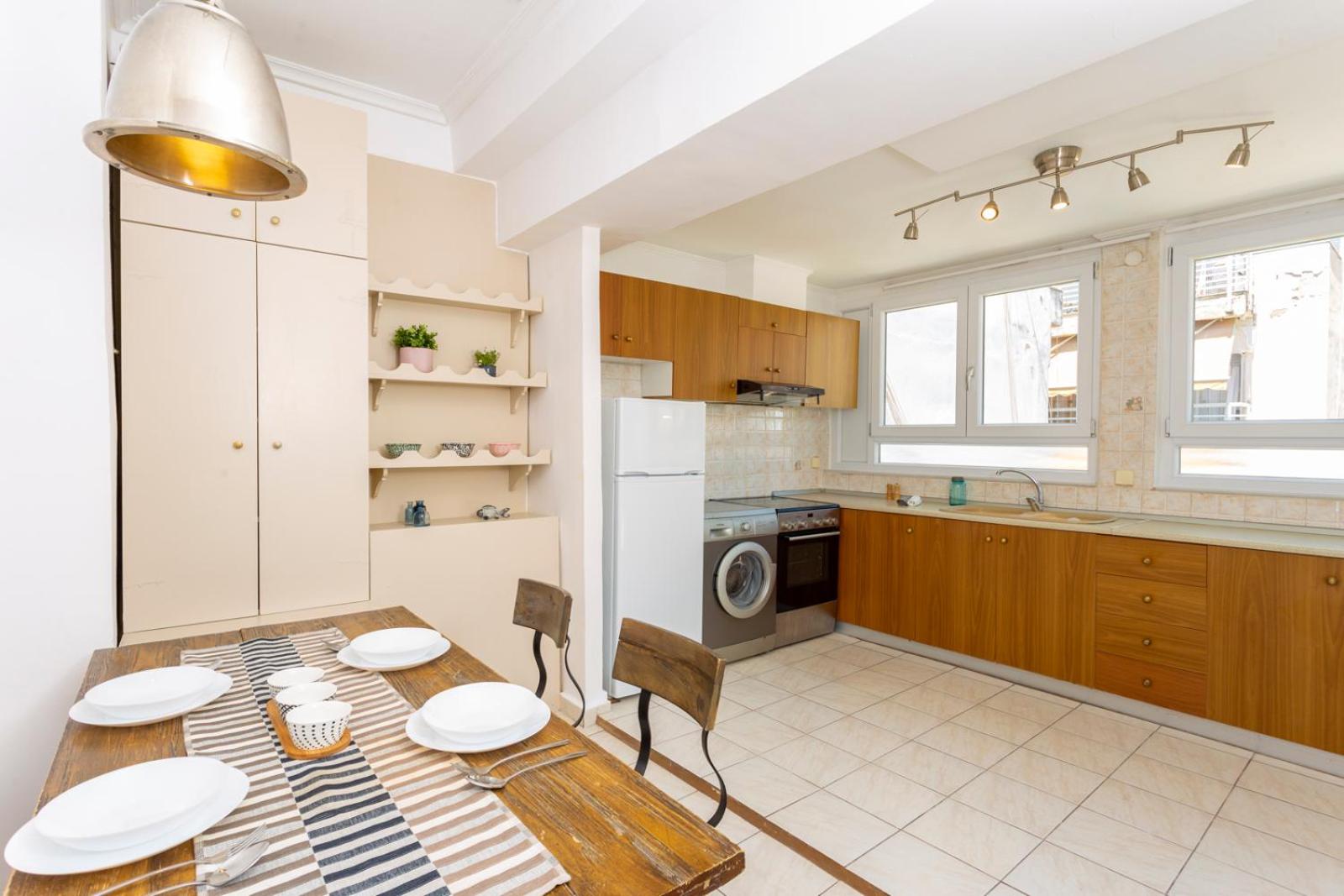 Three-Bedroom Apartment - Photo 4