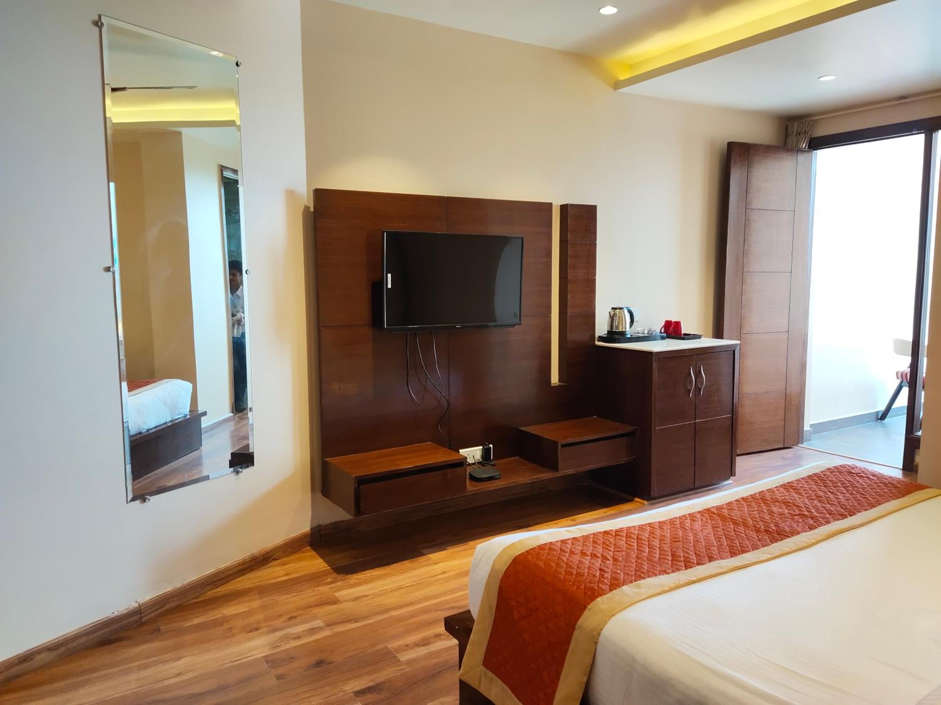Premier Room