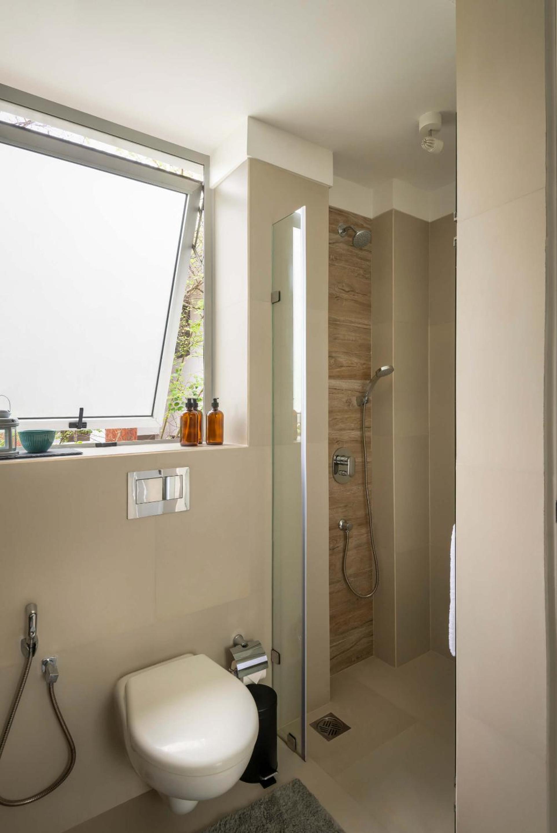 El Raso 208|Common Pool|Second Floor|Balcony|Patio|Wifi photo 3