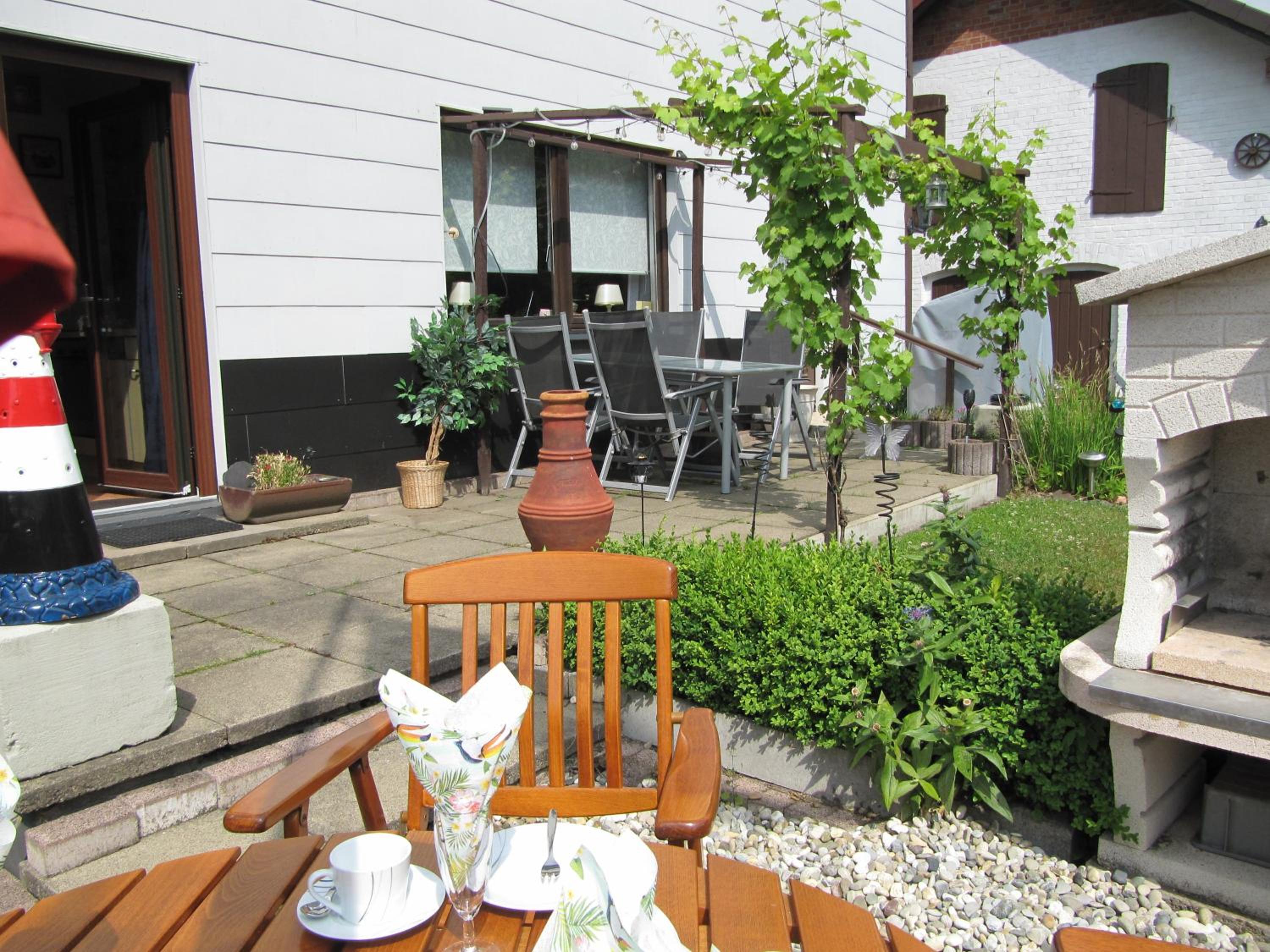 Apartment - Ground Floor photo 2