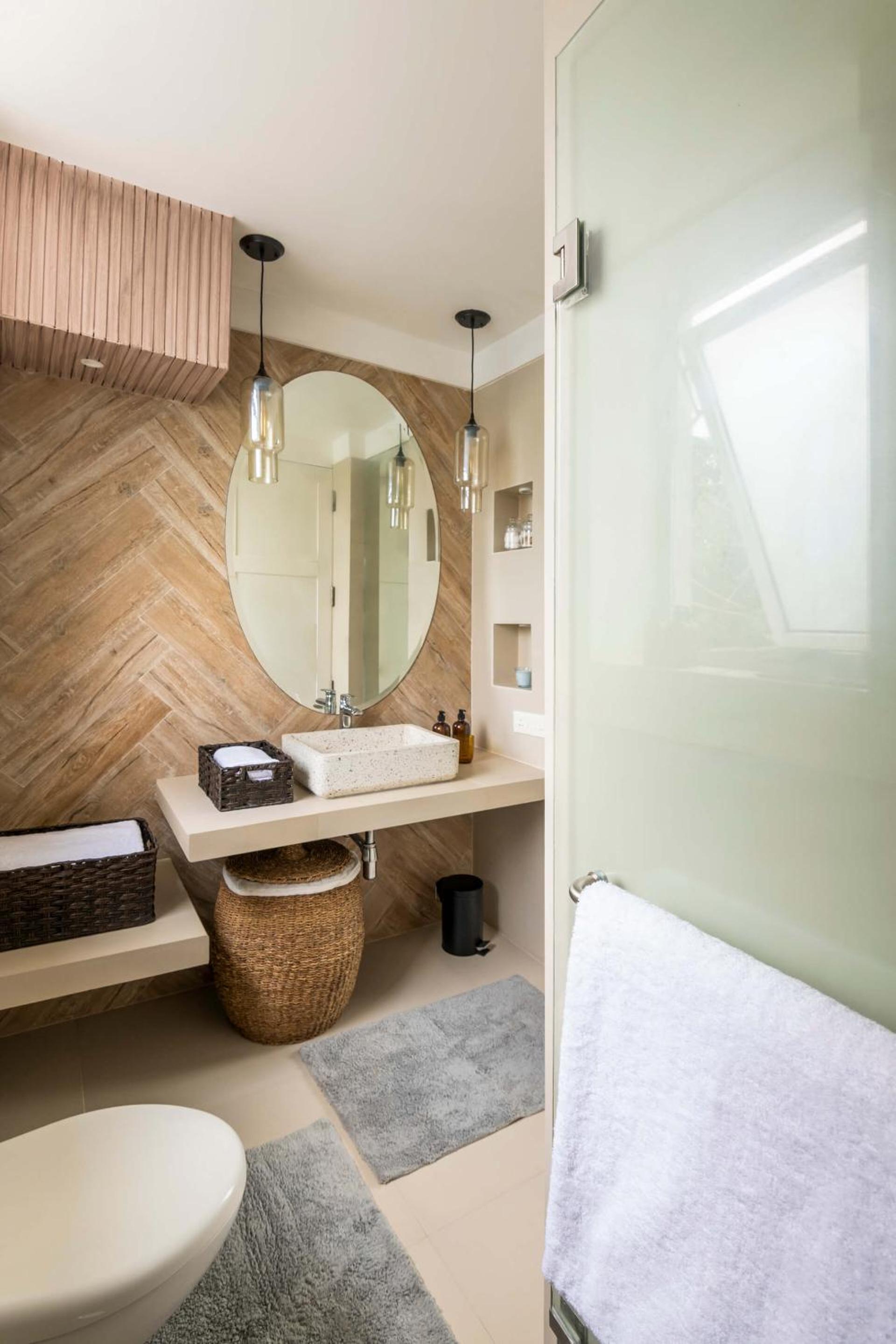 El Raso 209|Common Pool|Second Floor|Balcony|Patio|Wifi photo 2