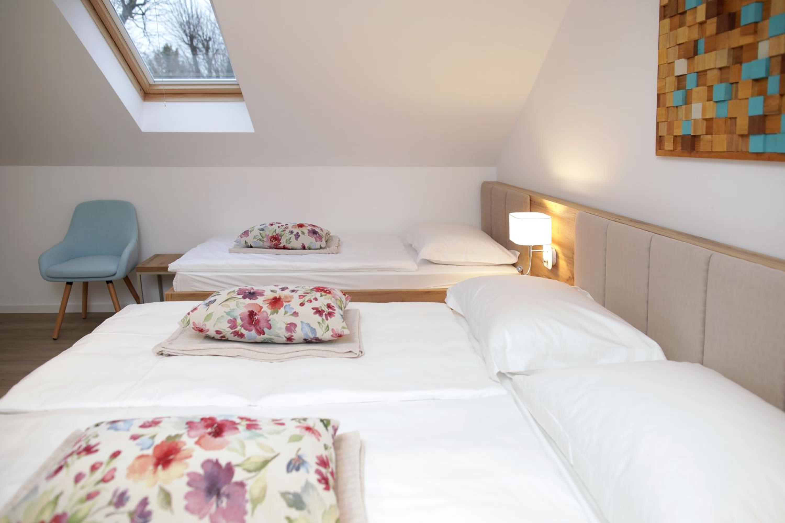 Triple Room - Photo 6