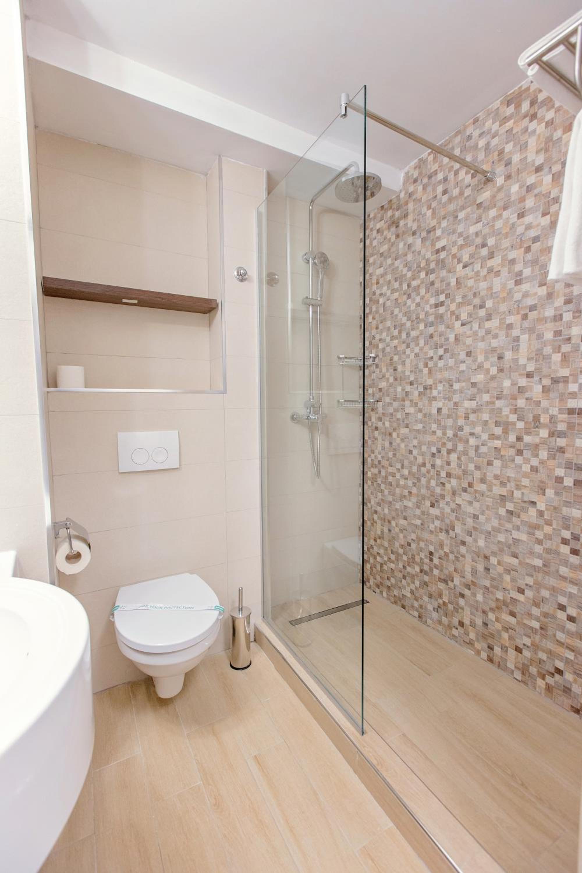 Double Or Twin Room photo 3