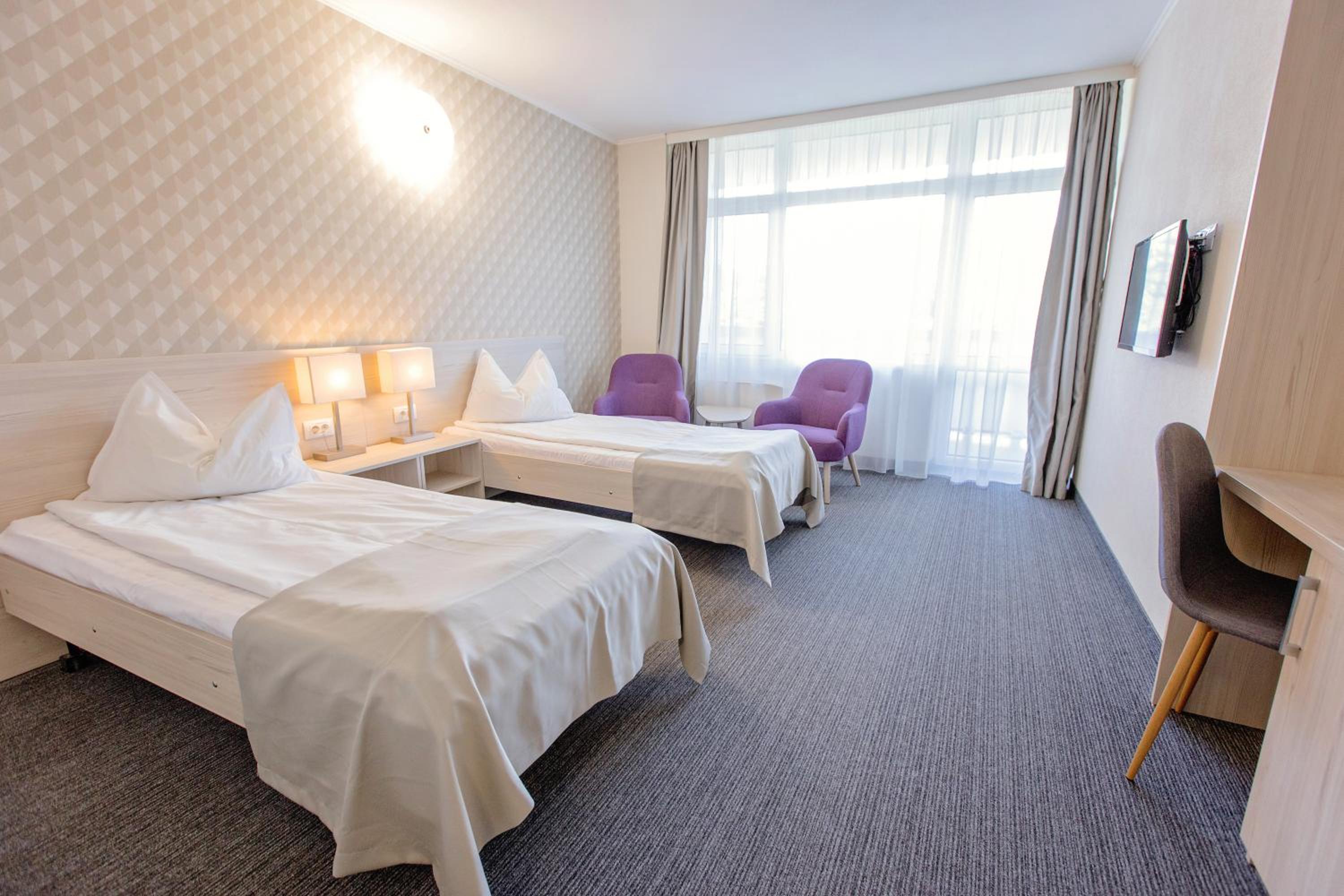 Double or Twin Room photo 2