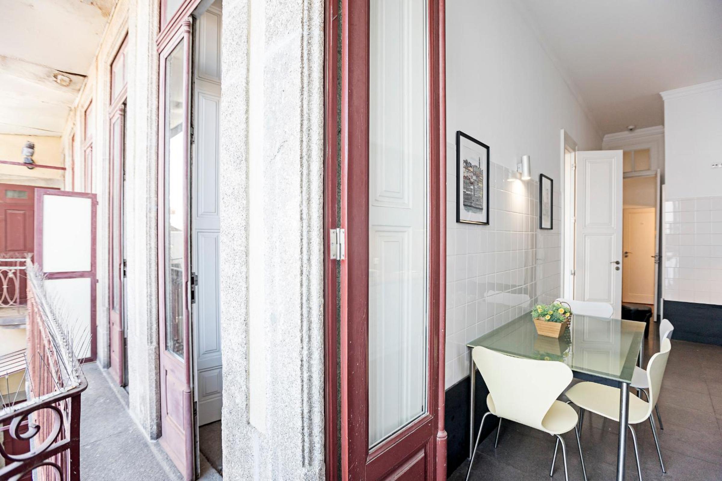 Two-Bedroom Apartment - Photo 16