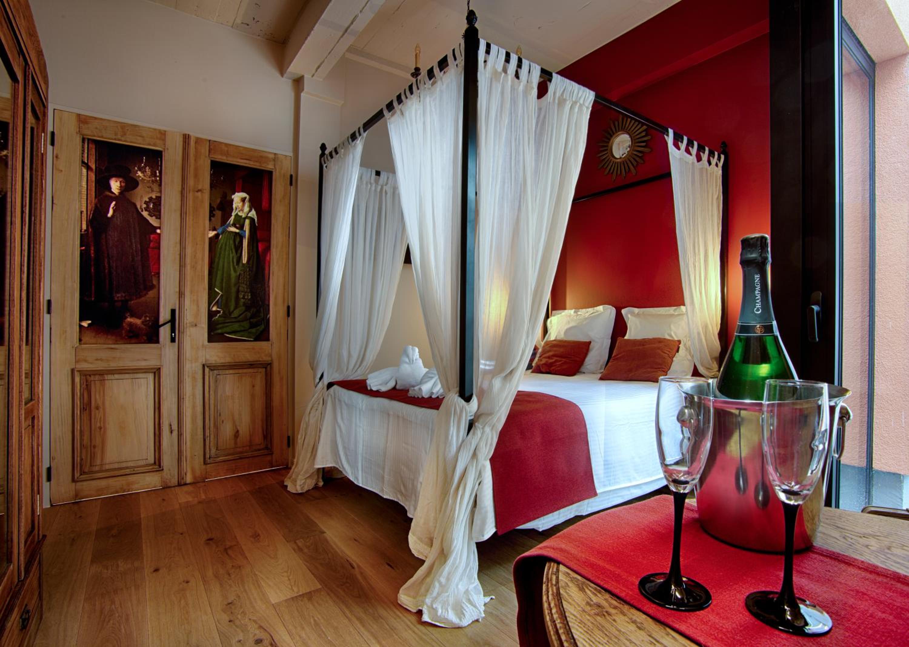 Deluxe Double Room with Queensize Bed and Private Terrace