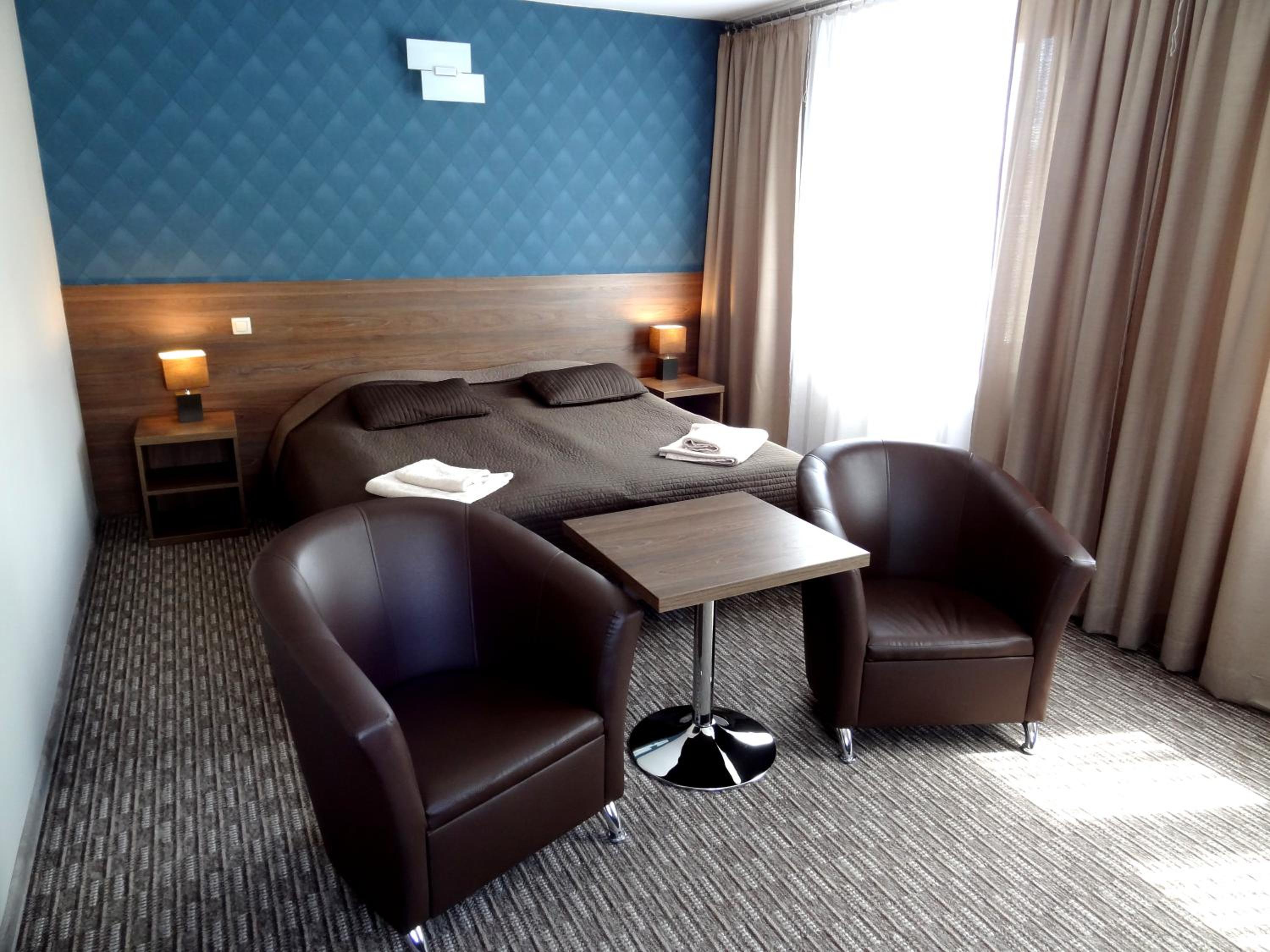 Standard Double Room - Photo 6