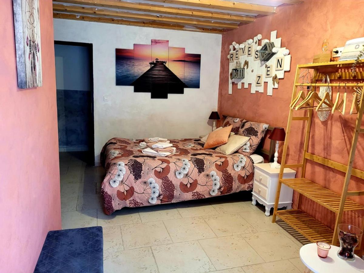 Double Room - Photo 3