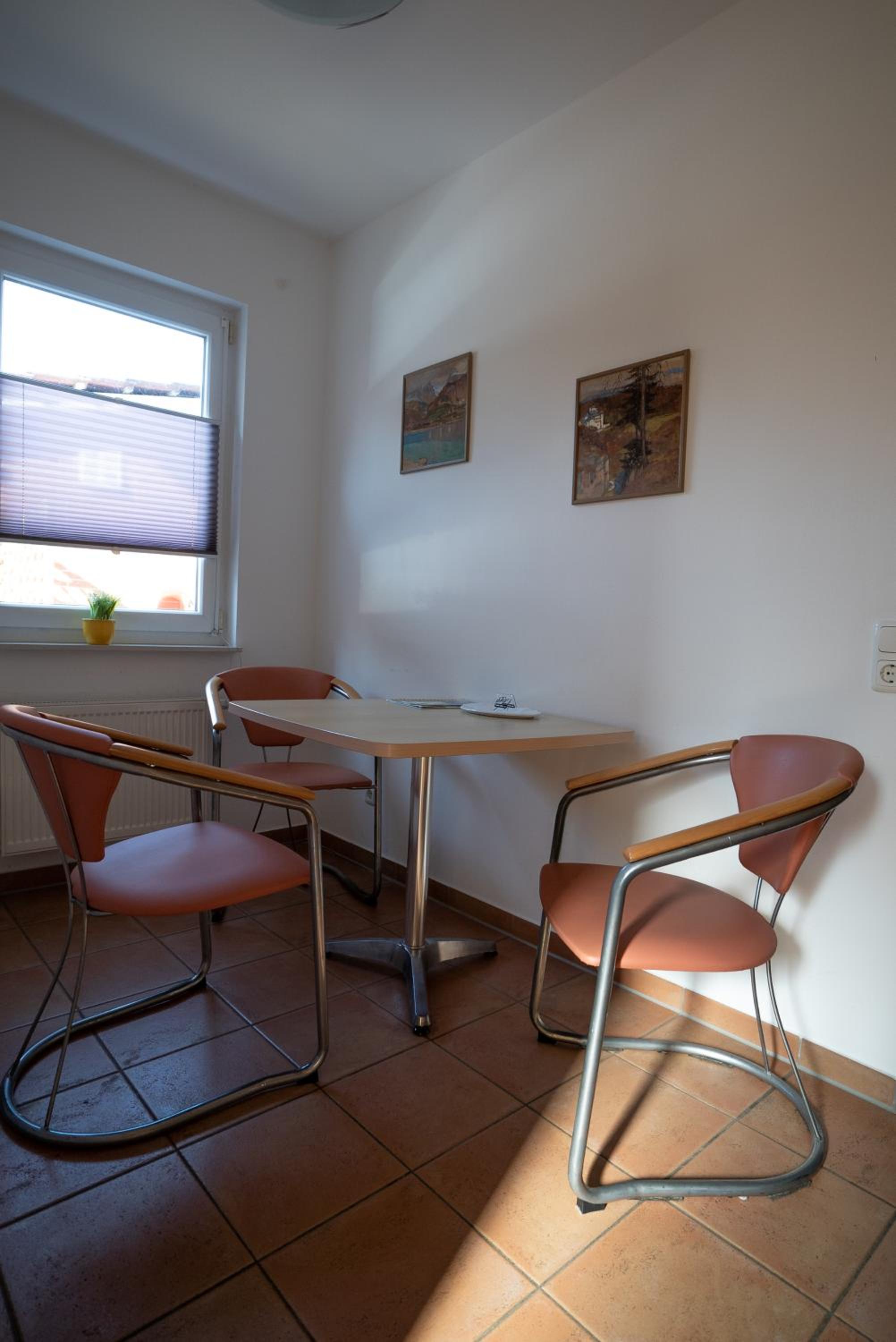 Large Double Room photo 2