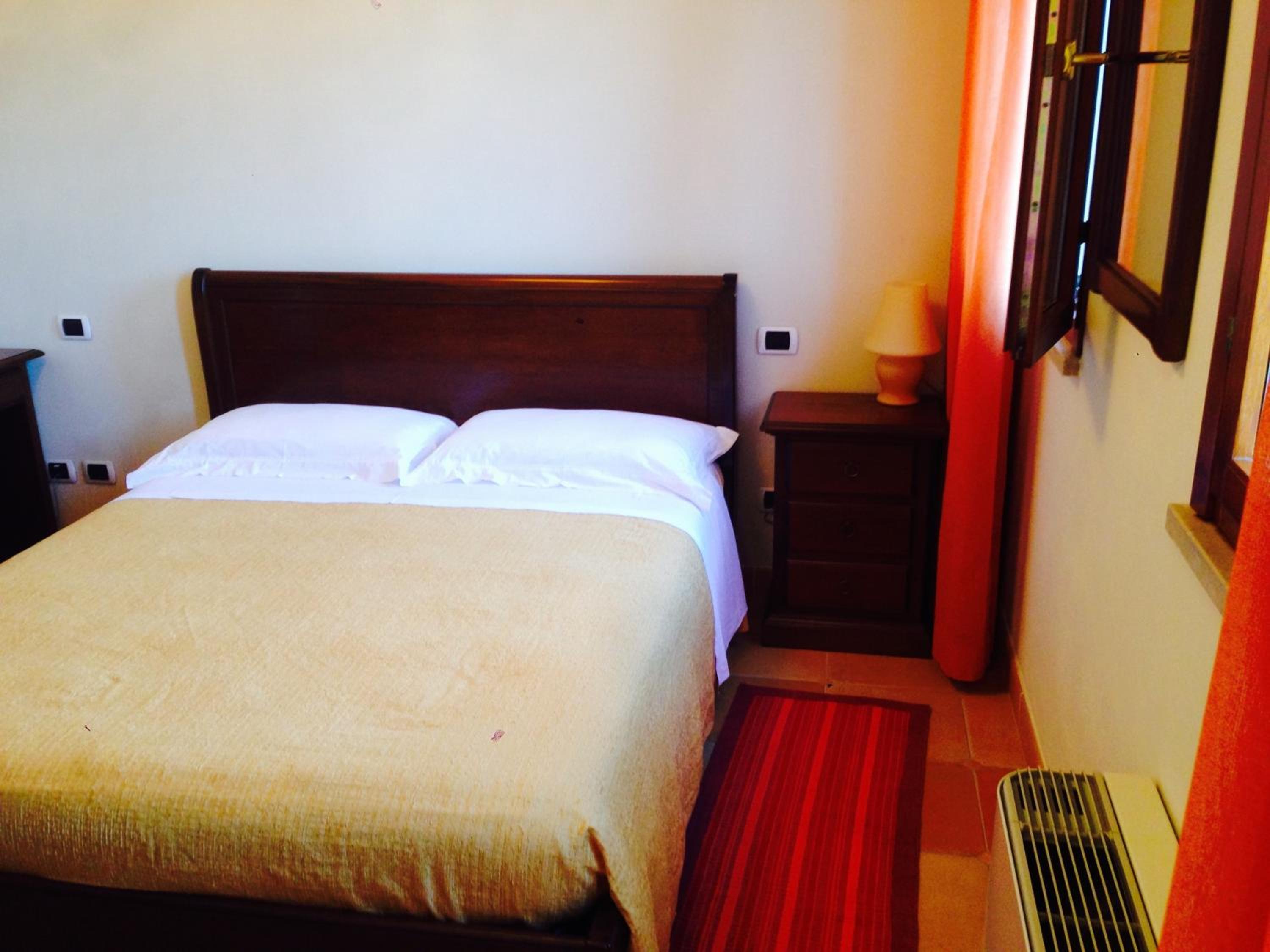 Double Room with Private Bathroom photo 1