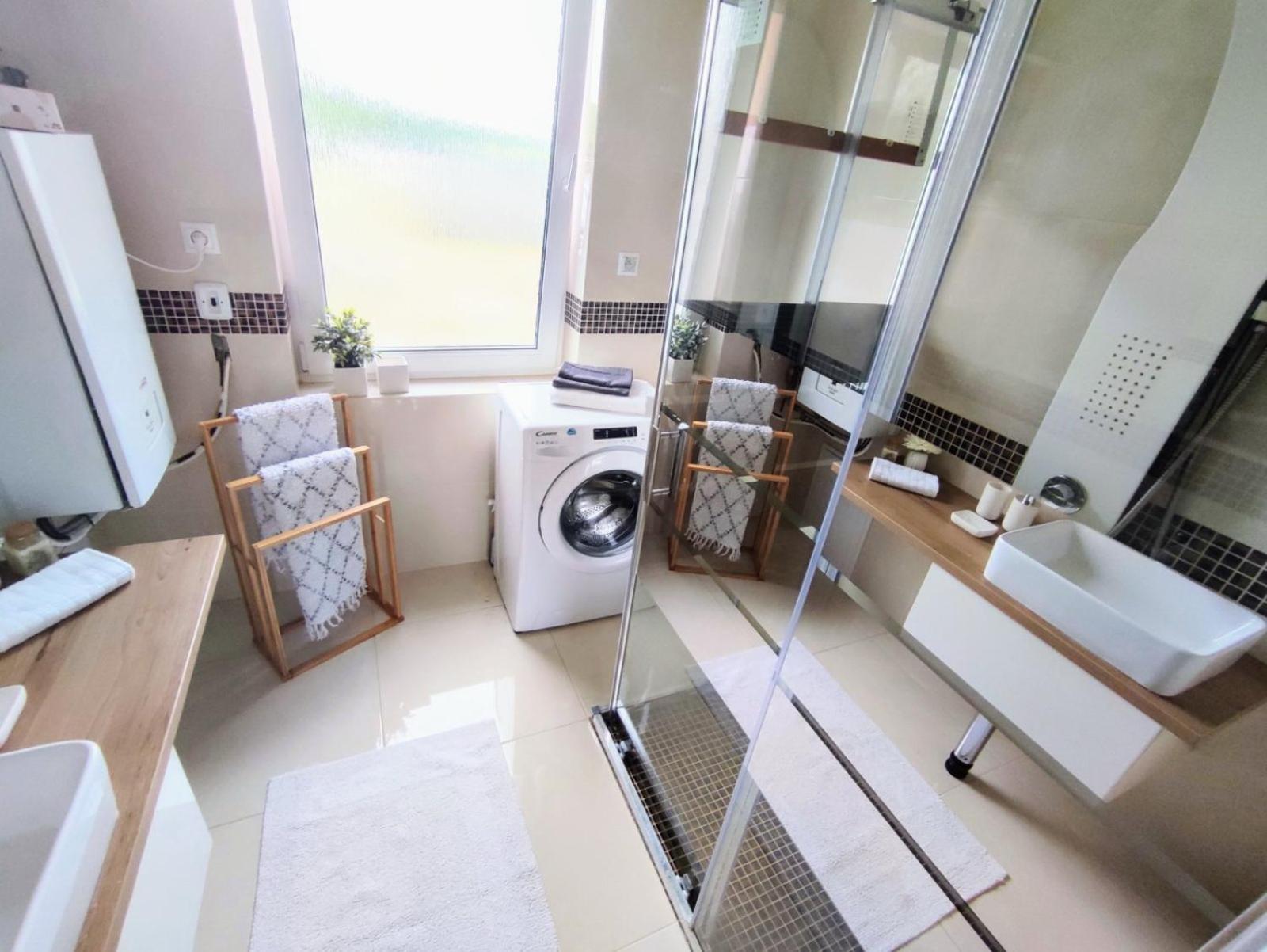 Three-Bedroom House photo 2