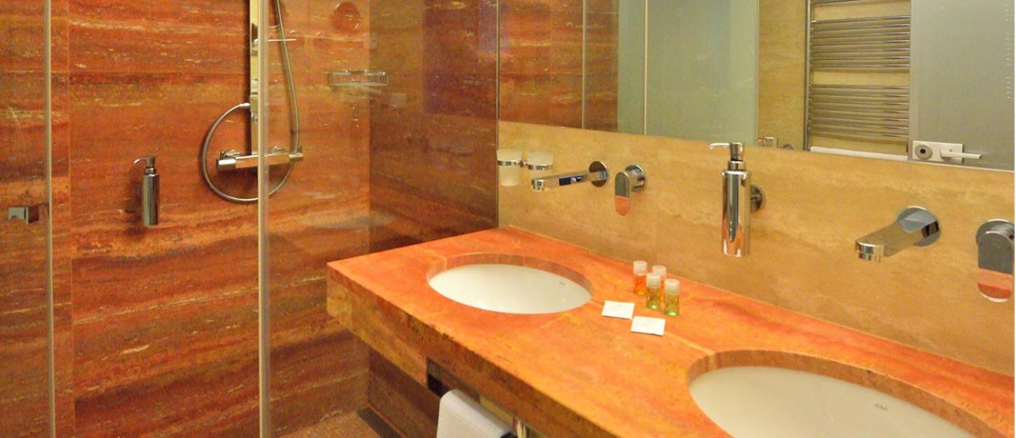 Double Room - Photo 7