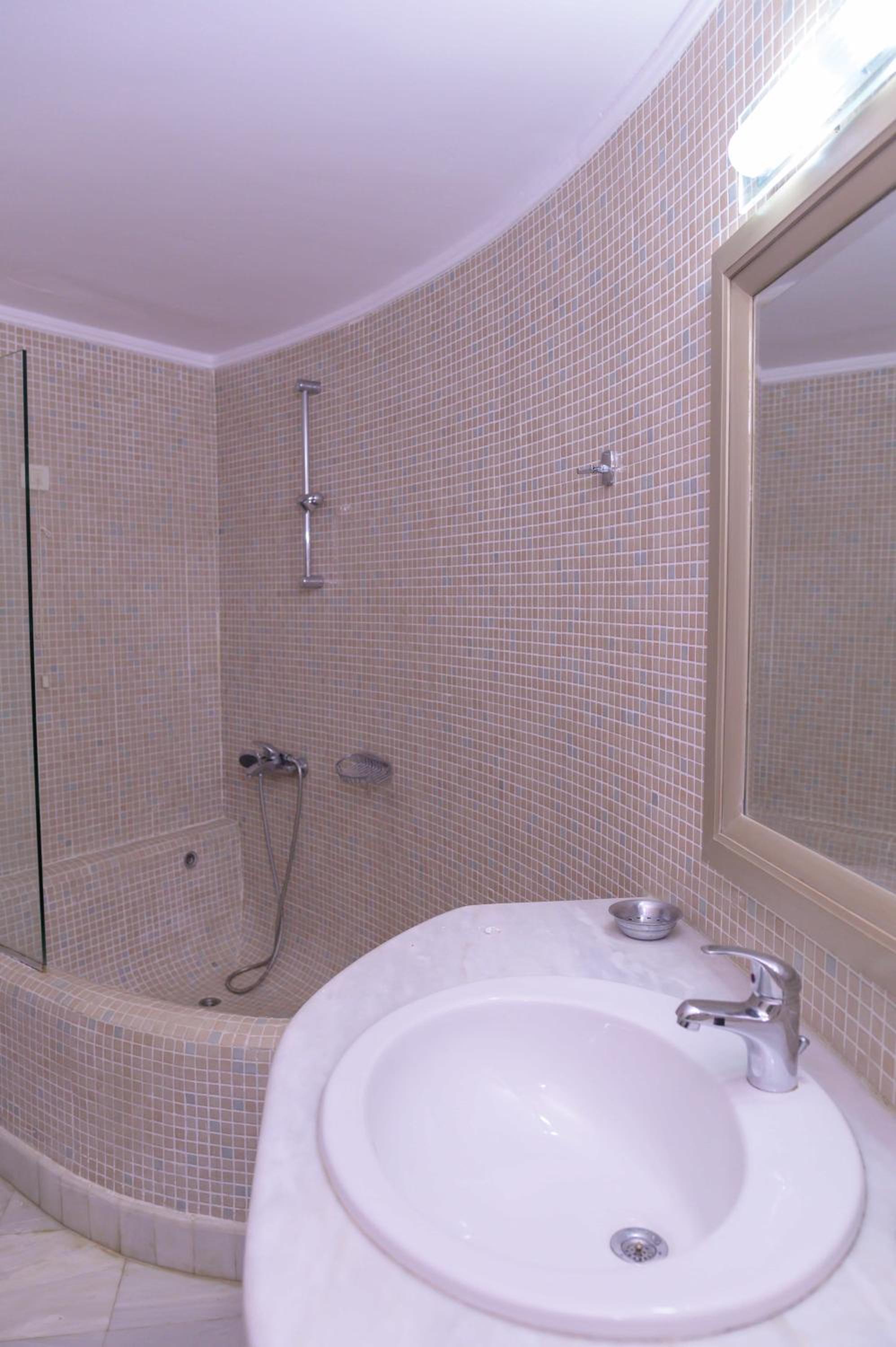 Maisonette with Balcony - Photo 38