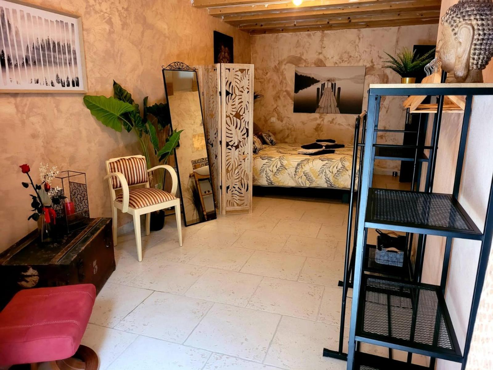 Deluxe Double Room - Photo 1