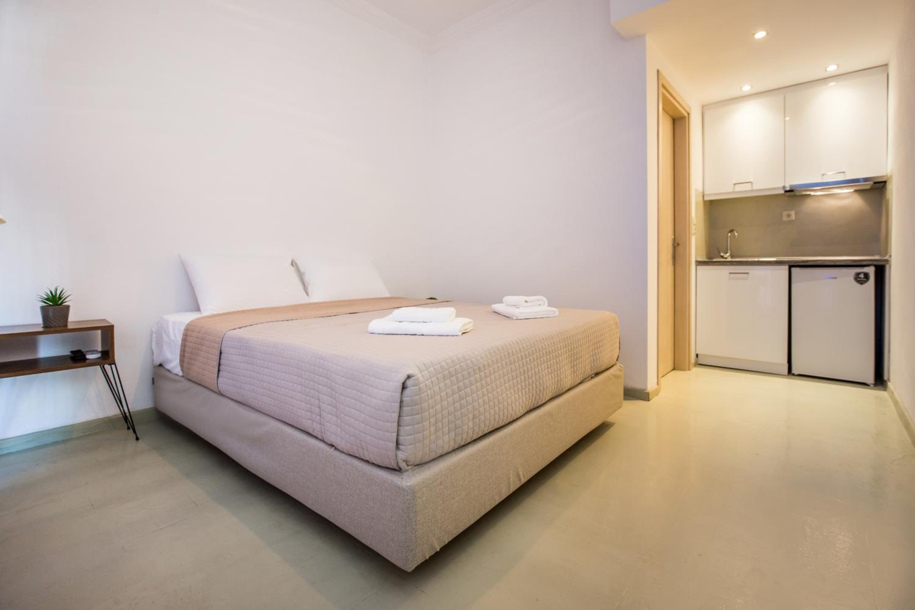 Deluxe Double Room With Balcony photo 1