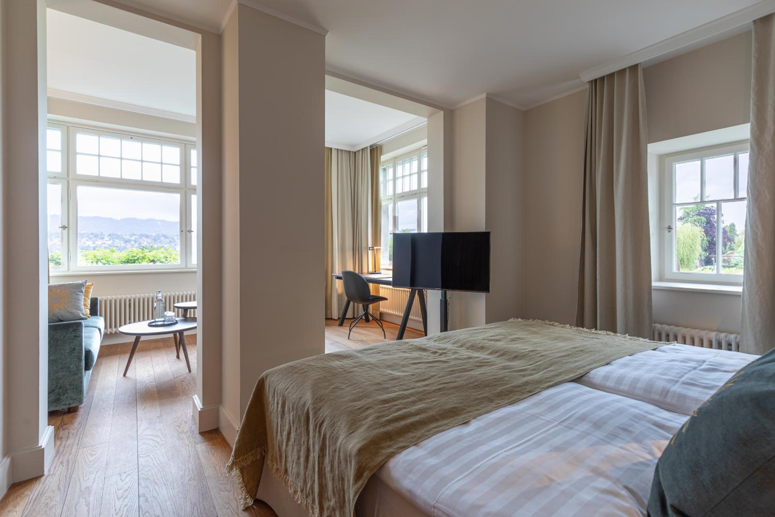 Premium Room Lake photo 2