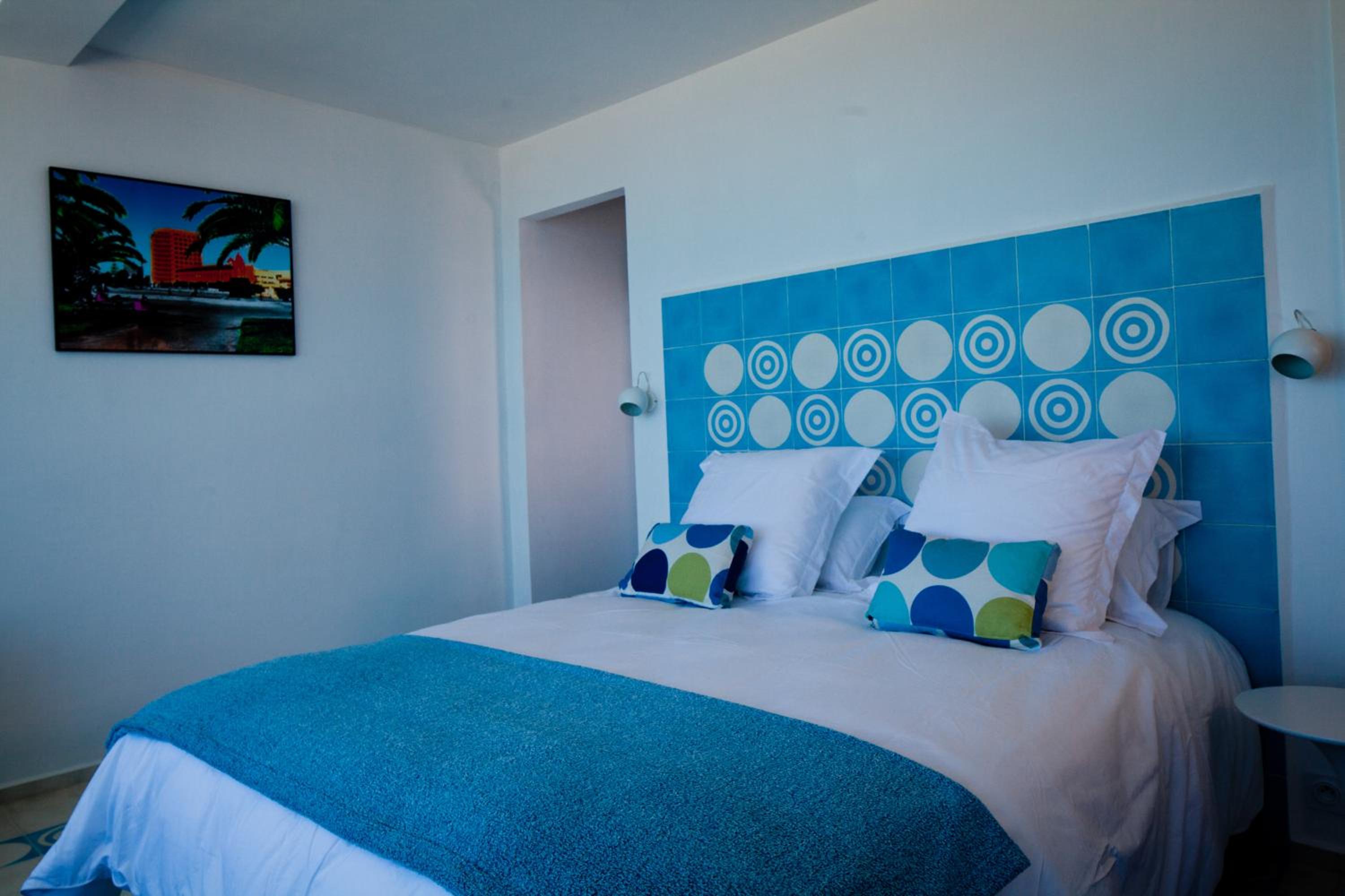 Deluxe Double Room with Panoramic Sea View - Photo 9