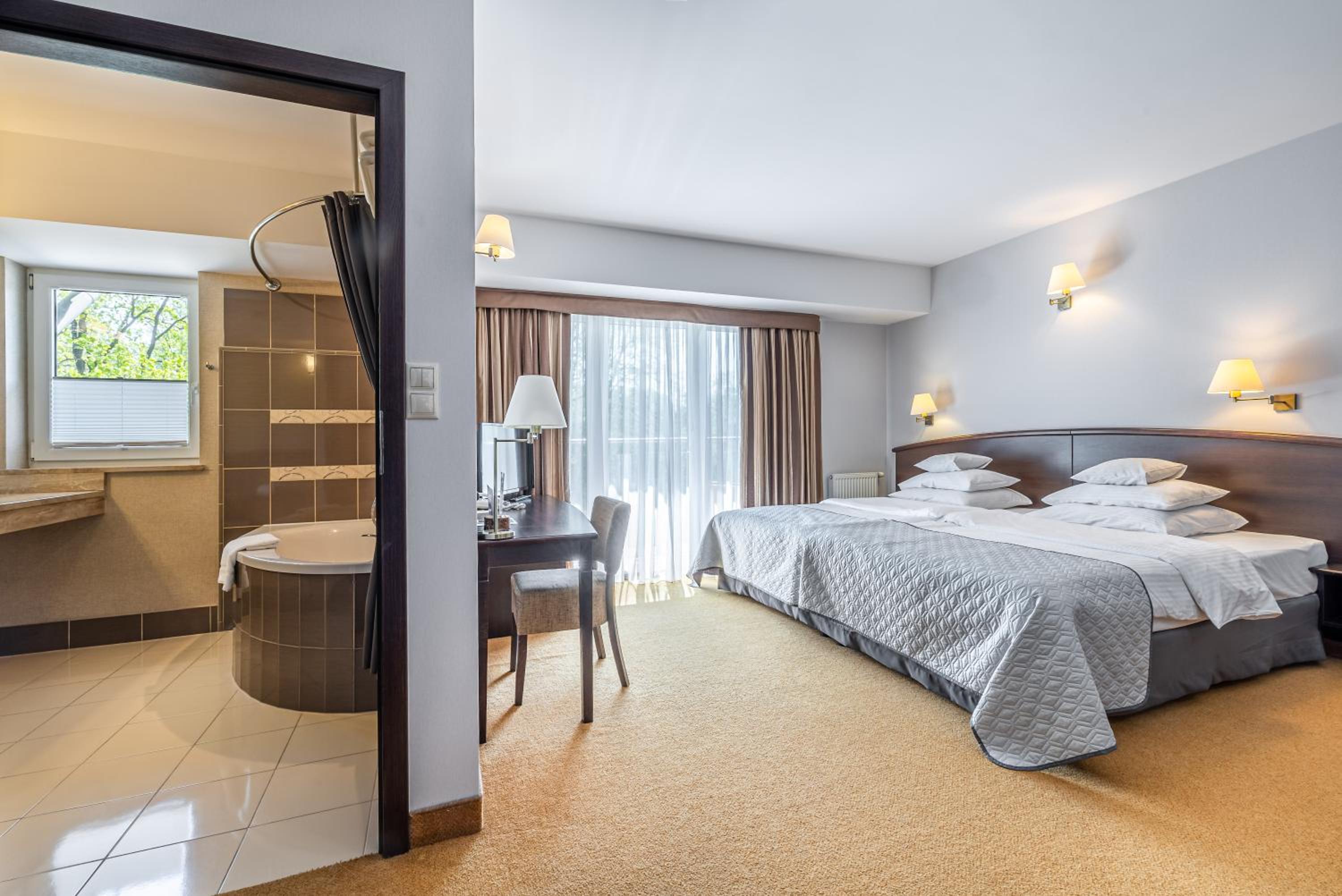 Double or Twin Room photo 2