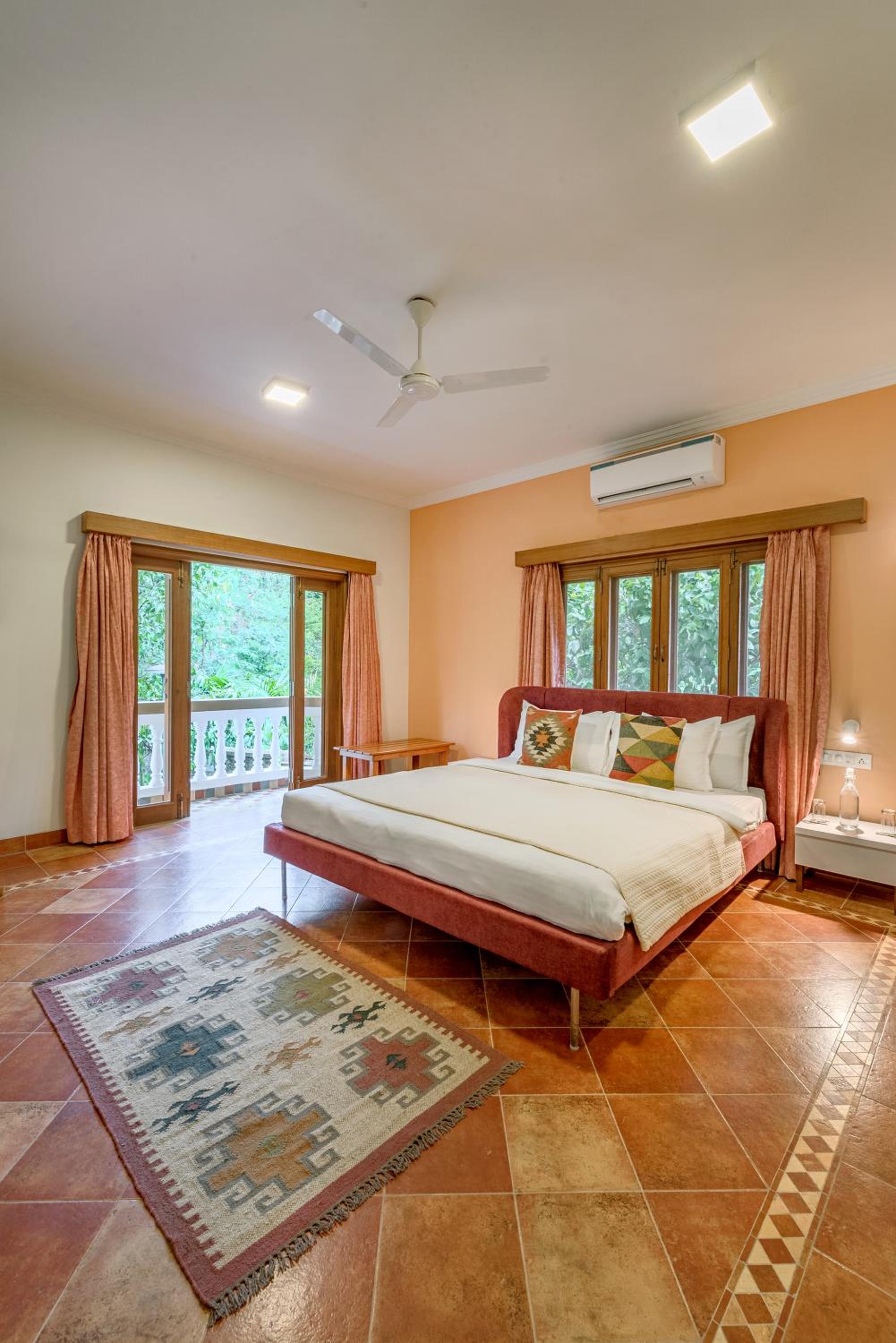Villa with Garden View - Photo 1