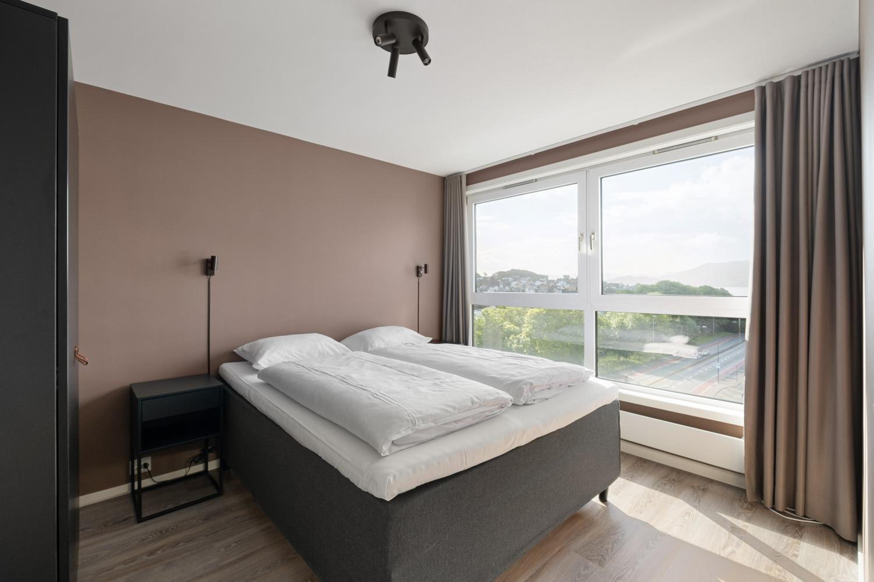 One Bedroom with Sofabed - Photo 19