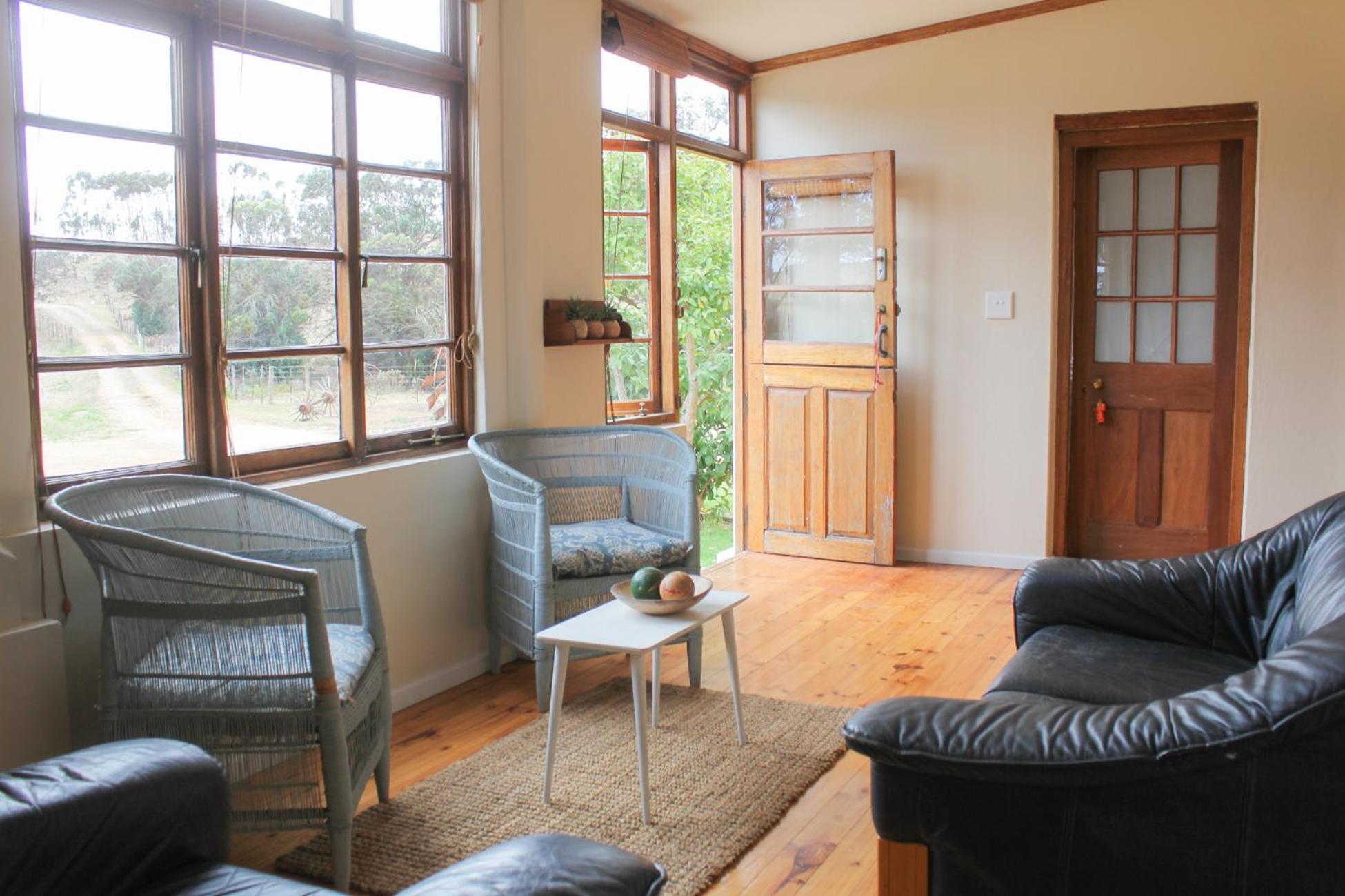 Three-Bedroom Apartment photo 1