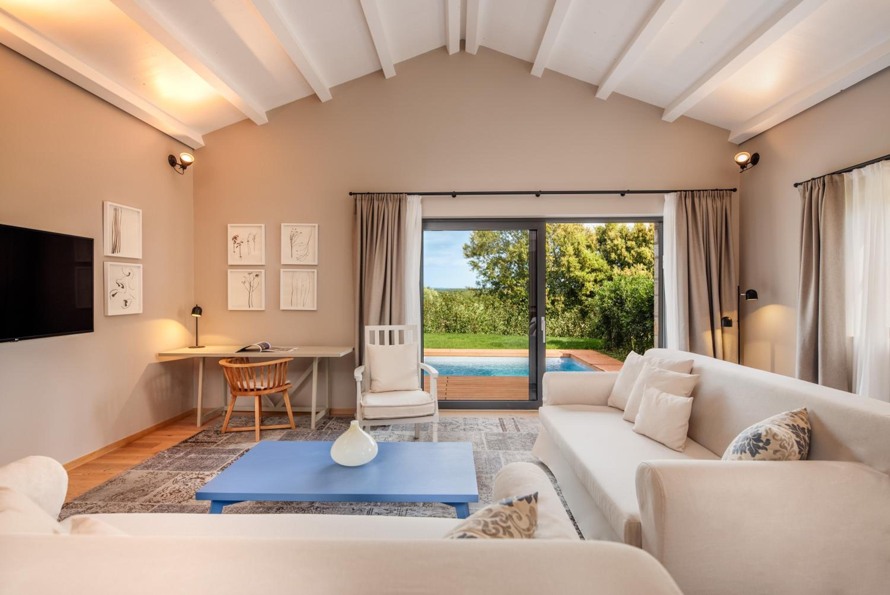 Deluxe Villa