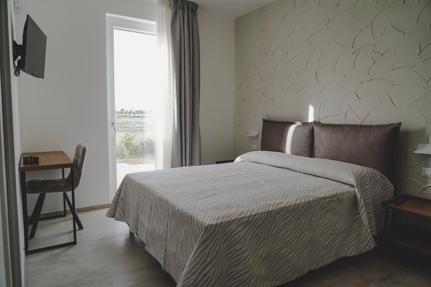 Deluxe Room (2 Adults + 1 Child) photo 3