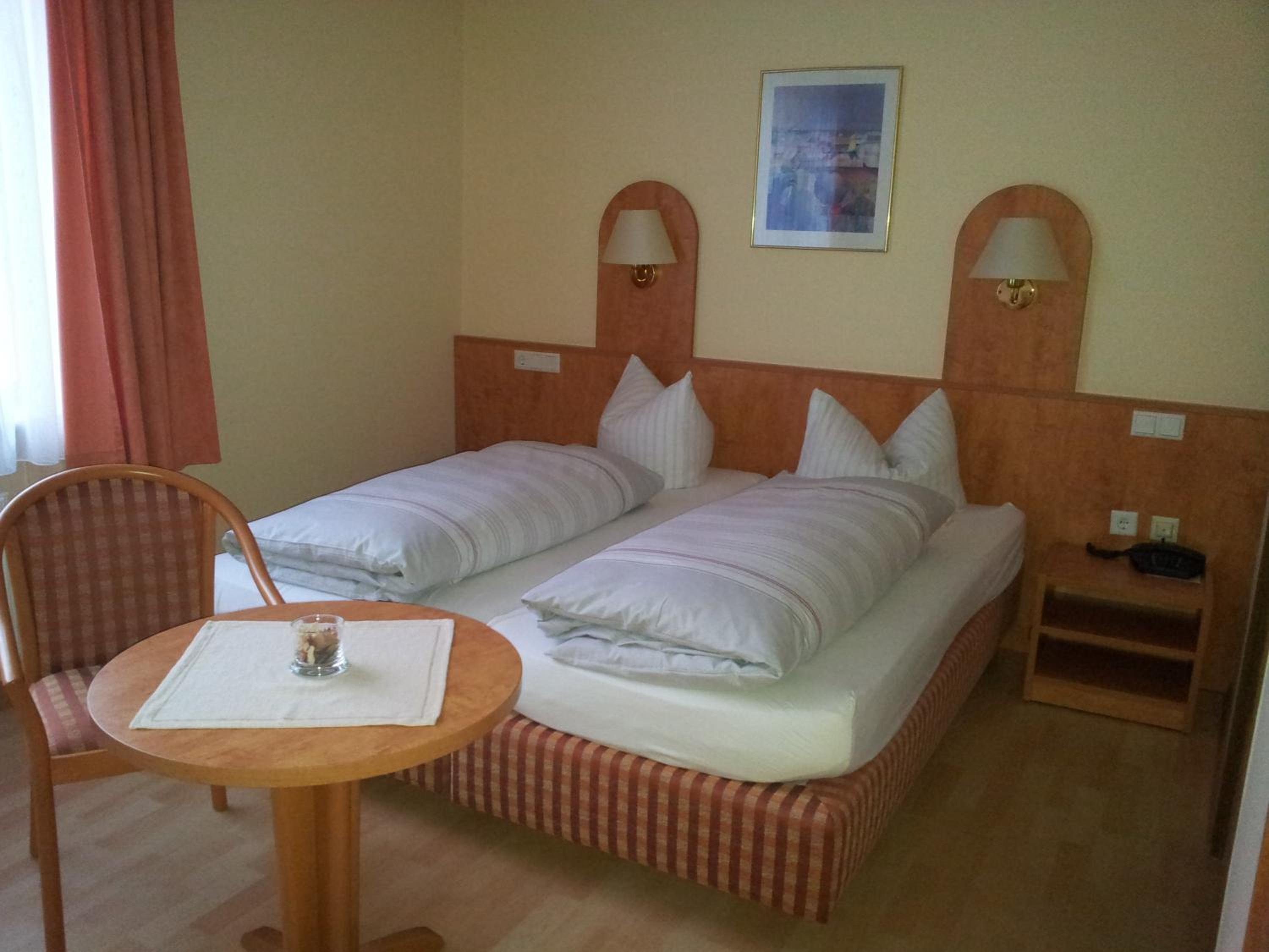 Double Room - Photo 3