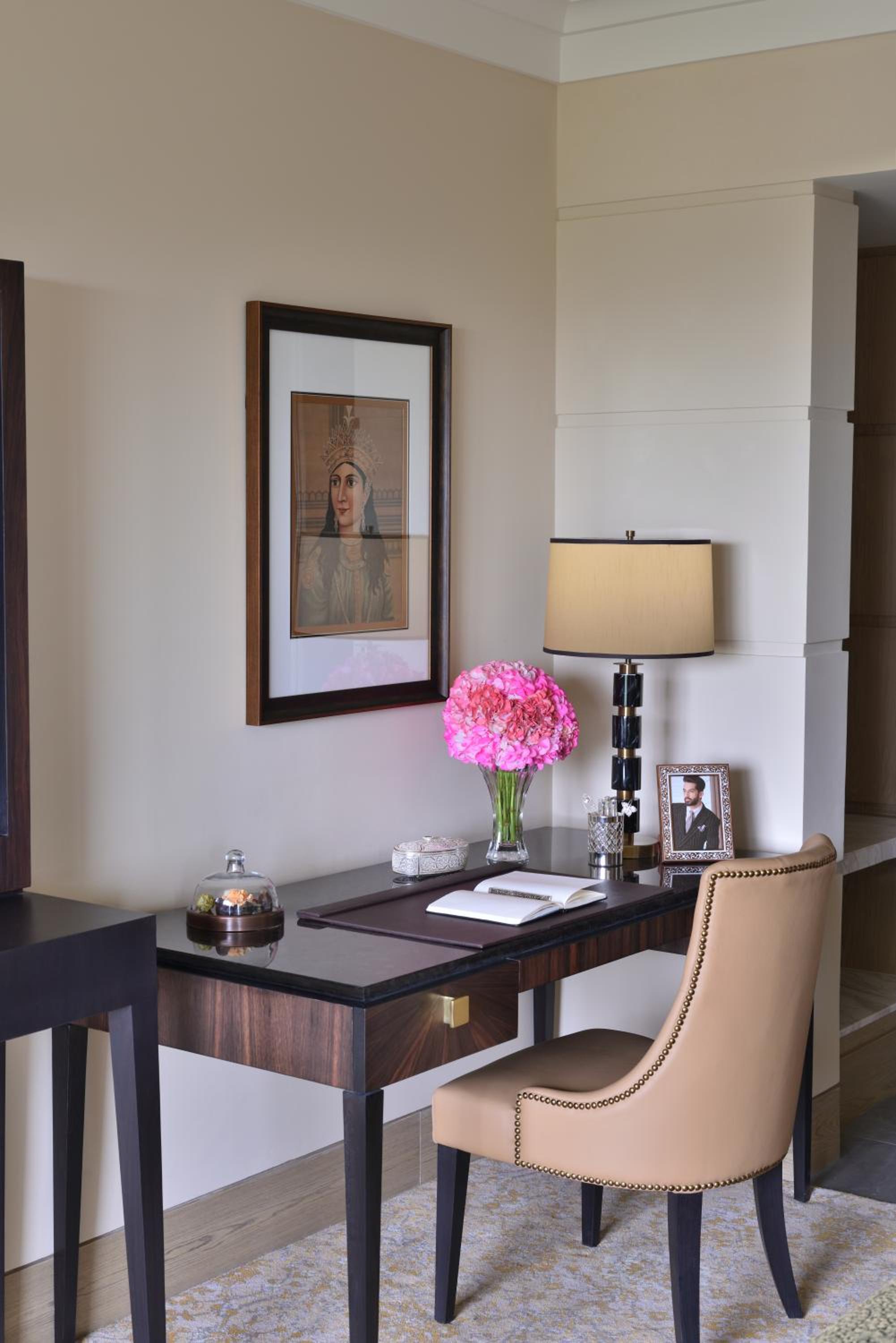 One Bedroom Serviced Apartment | One way Airport Transfer | Club Lounge Access