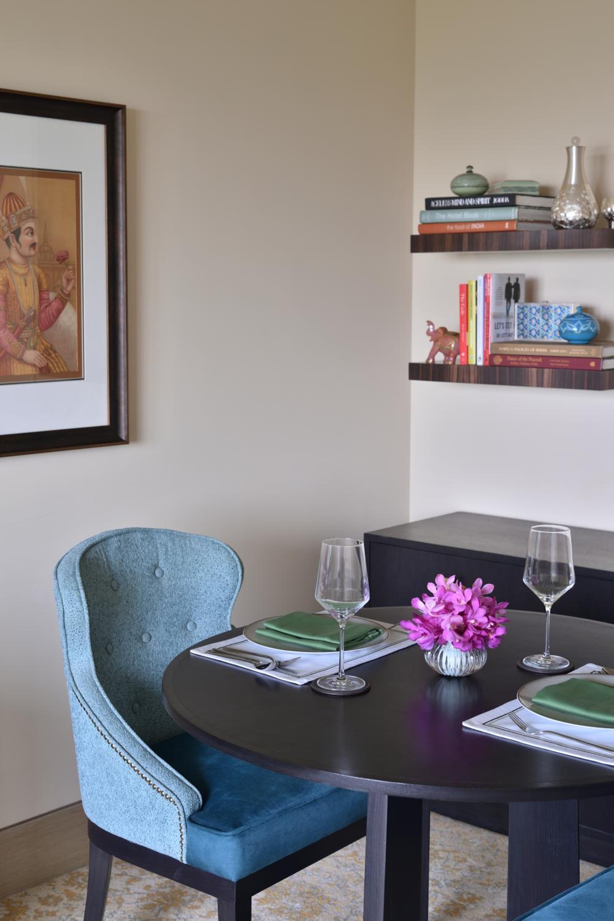 One Bedroom Serviced Apartment | One way Airport Transfer | Club Lounge Access