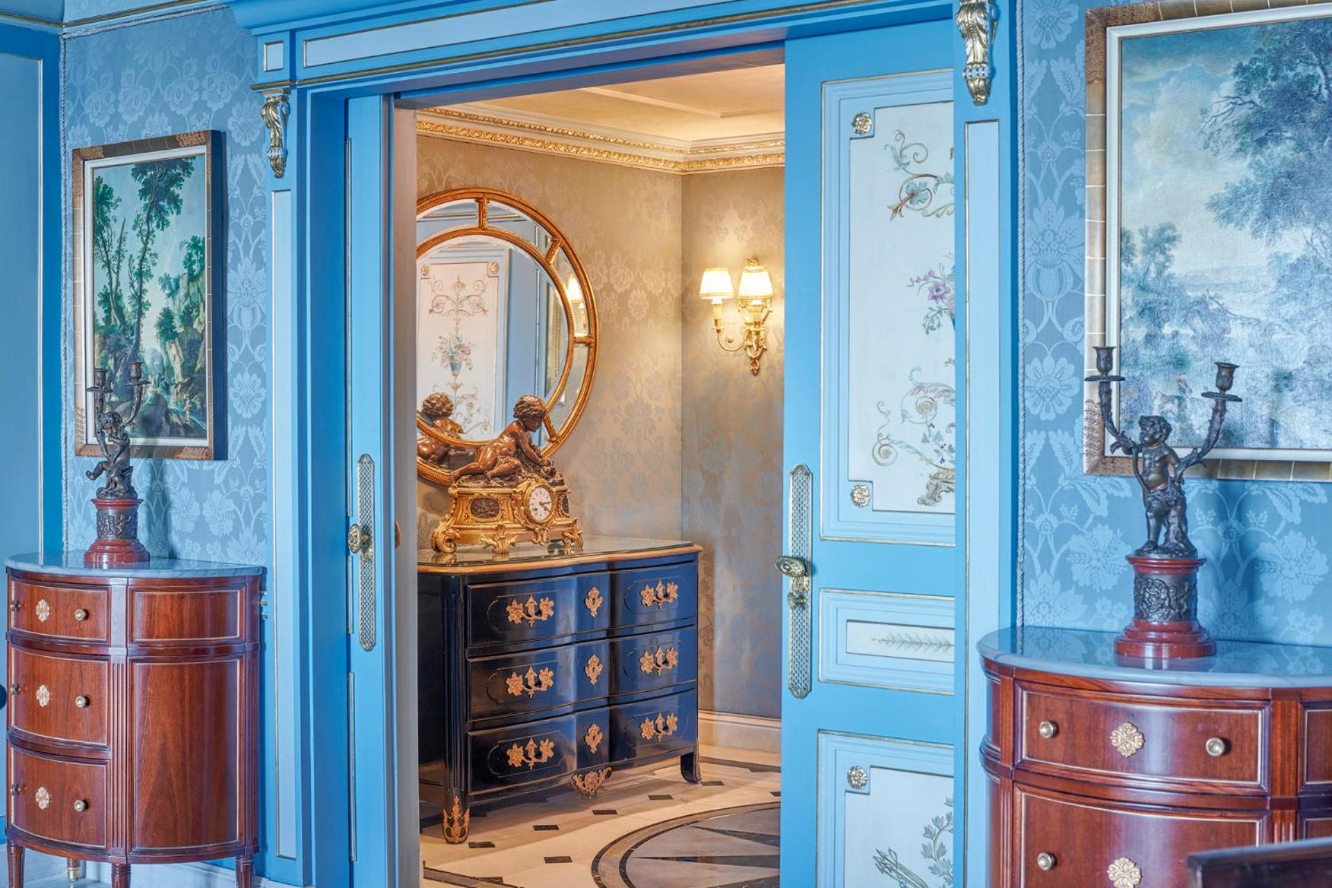 Presidential Three Bedroom Suite