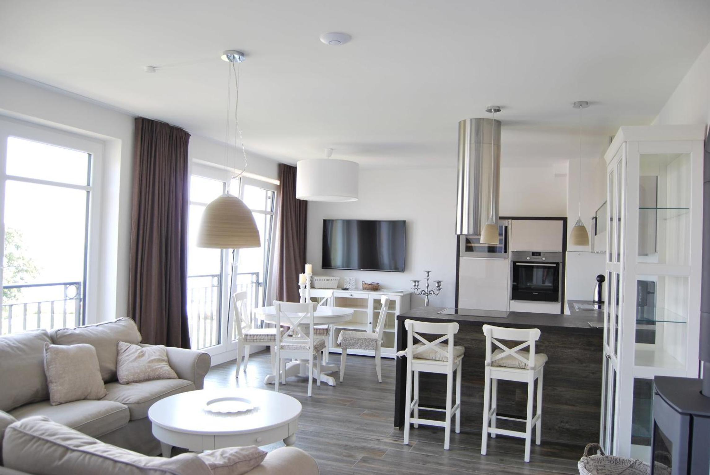 Apartment photo 1
