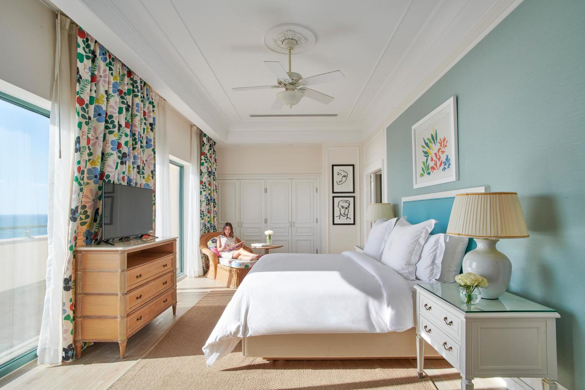 Pool Terrace Suite king bed - Photo 5
