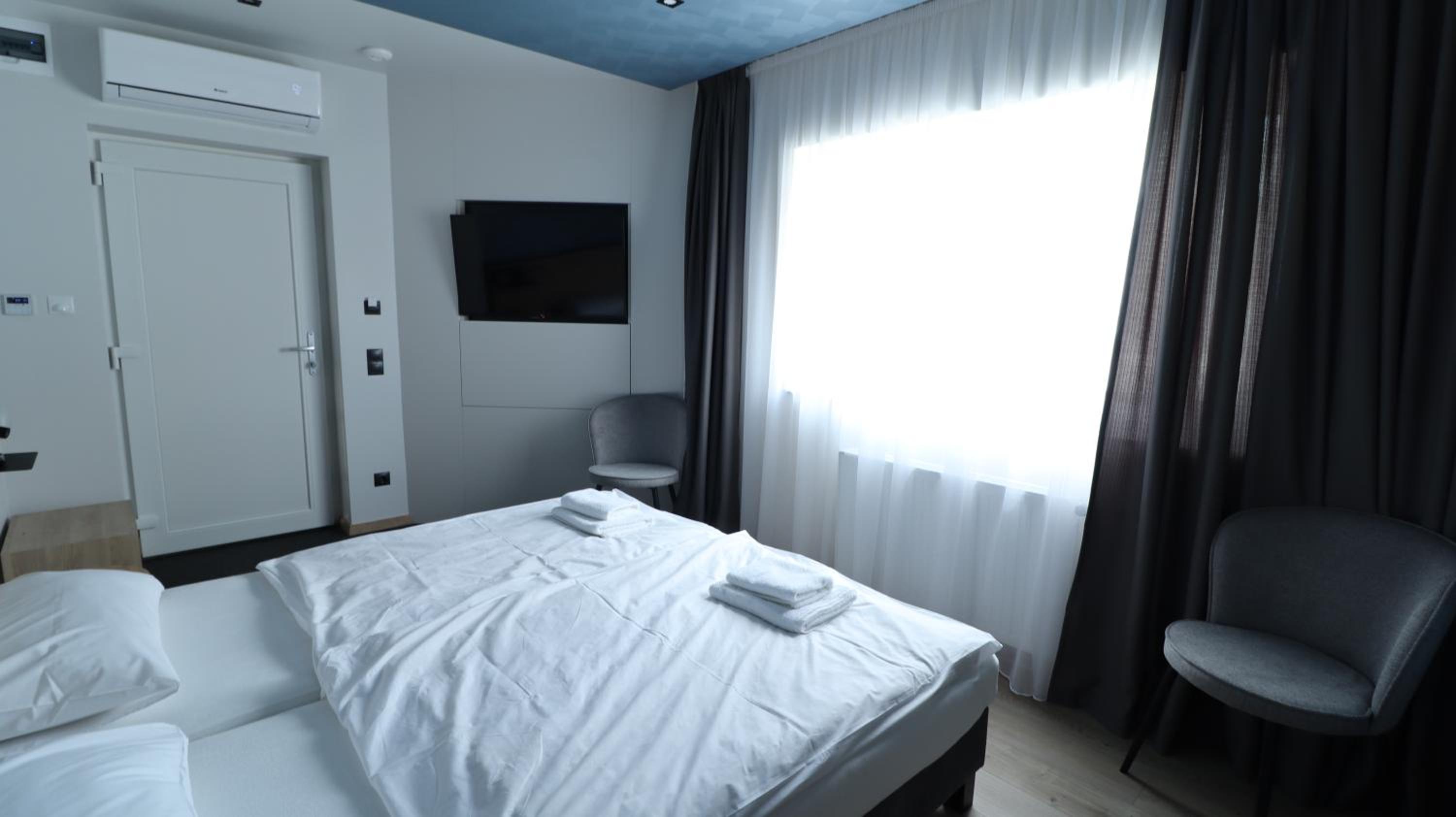 Double or Twin Room with Private Bathroom